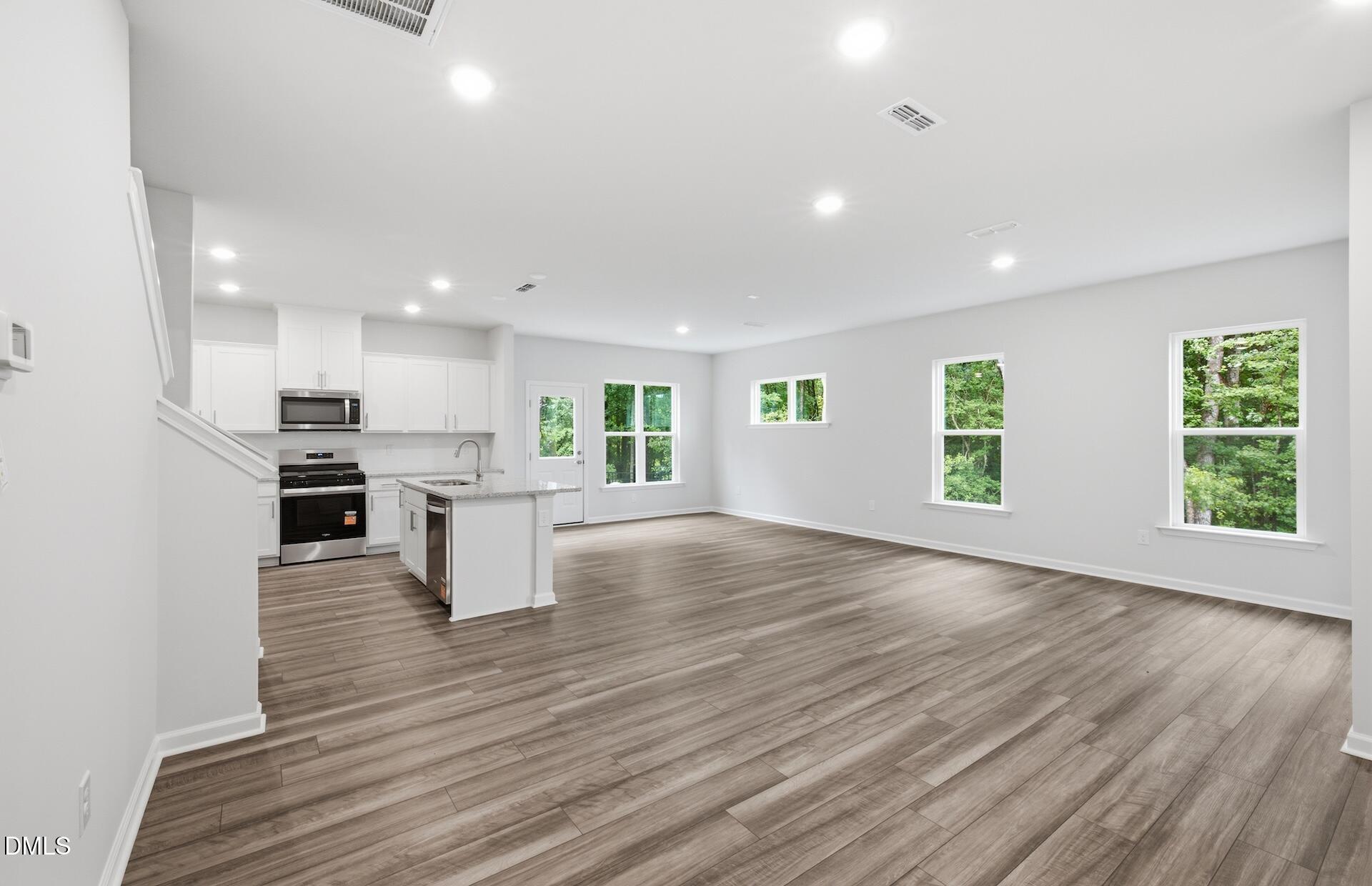 111 Verlands Way Property Photo 8