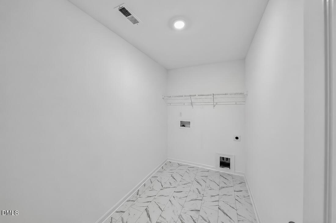 331 Sweetbay Tree Drive Property Photo 16