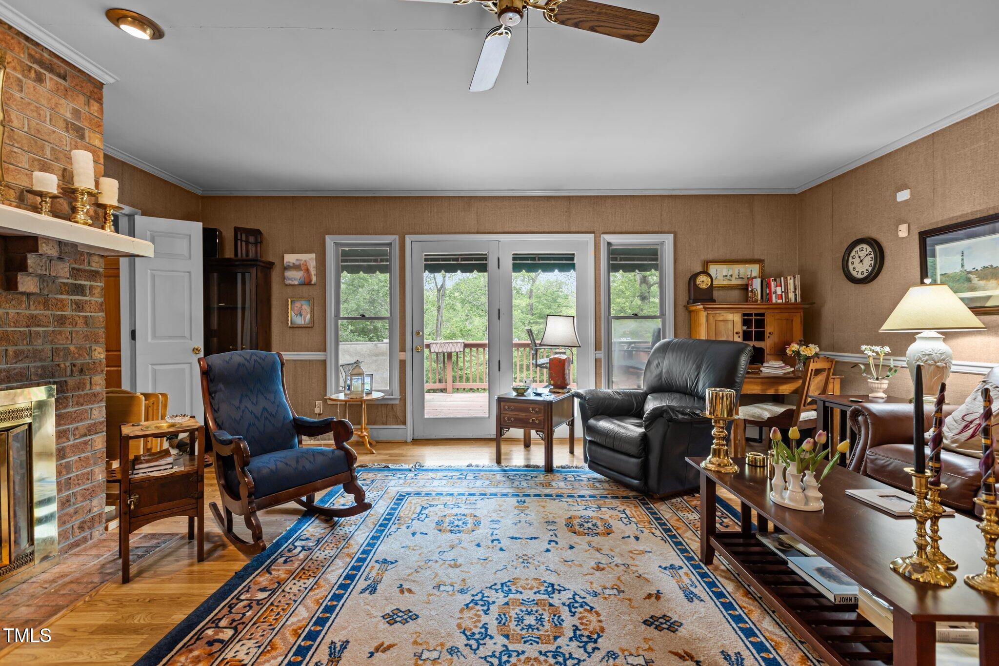 113 Denard Street Property Photo 8