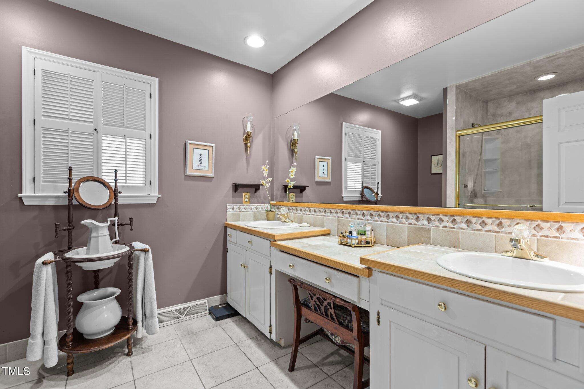 113 Denard Street Property Photo 25