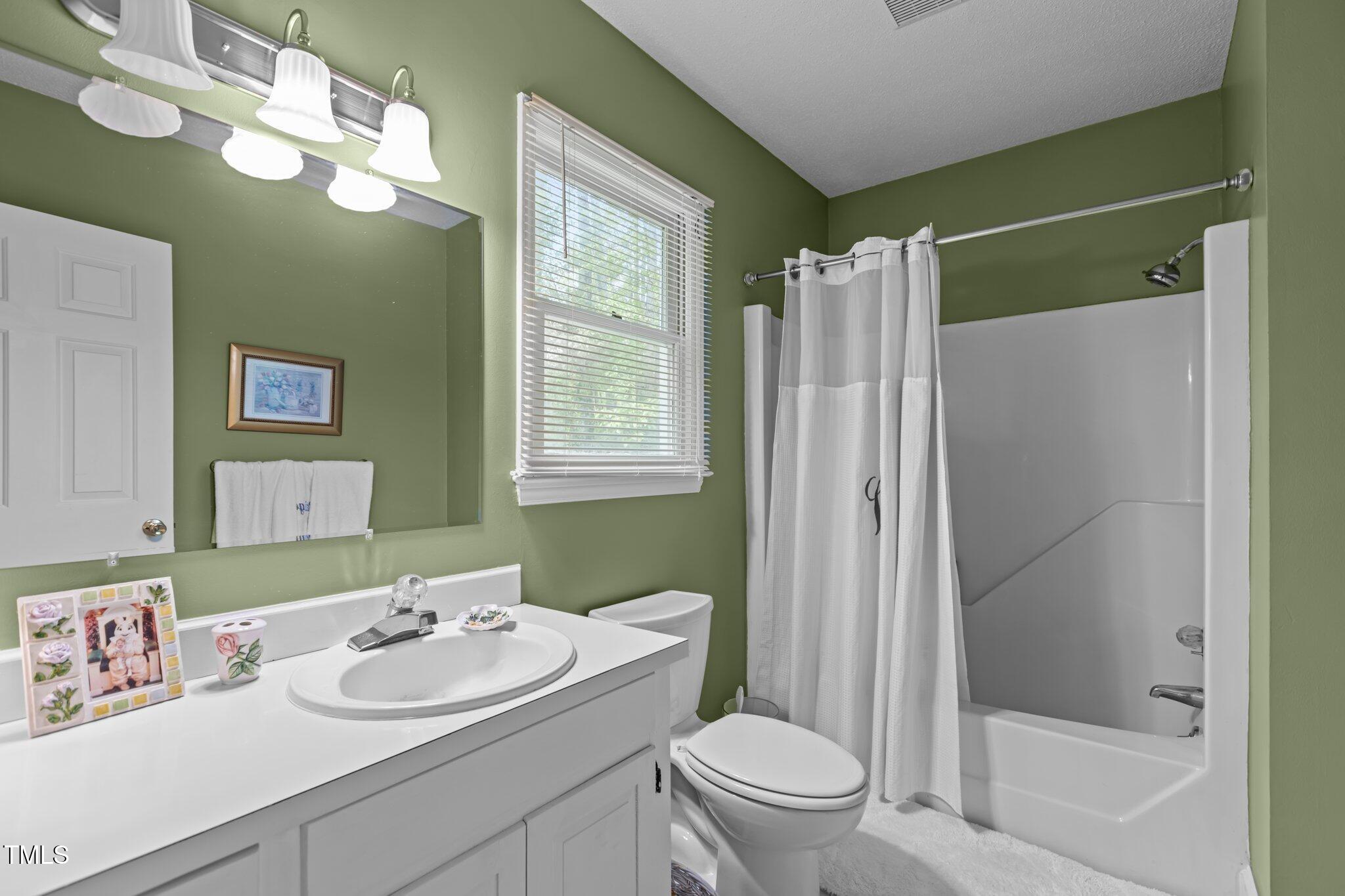 113 Denard Street Property Photo 29