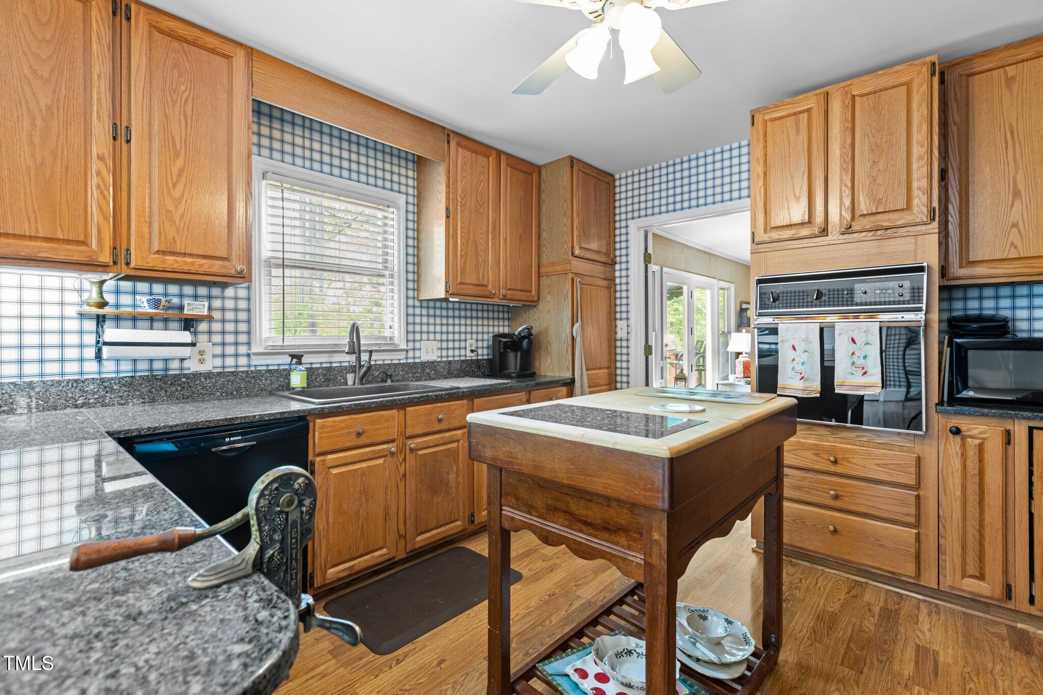 113 Denard Street Property Photo 33