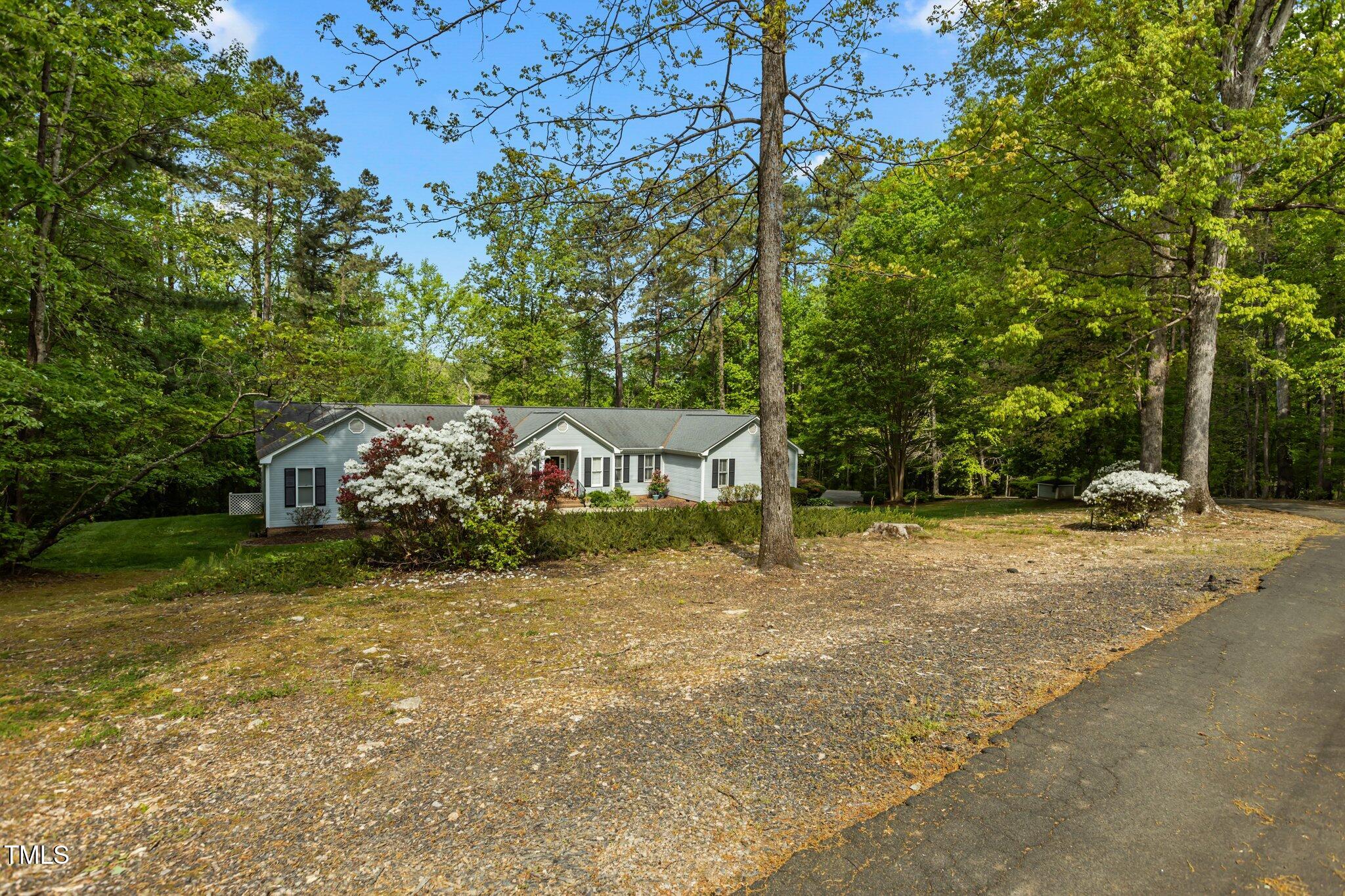 113 Denard Street Property Photo 39