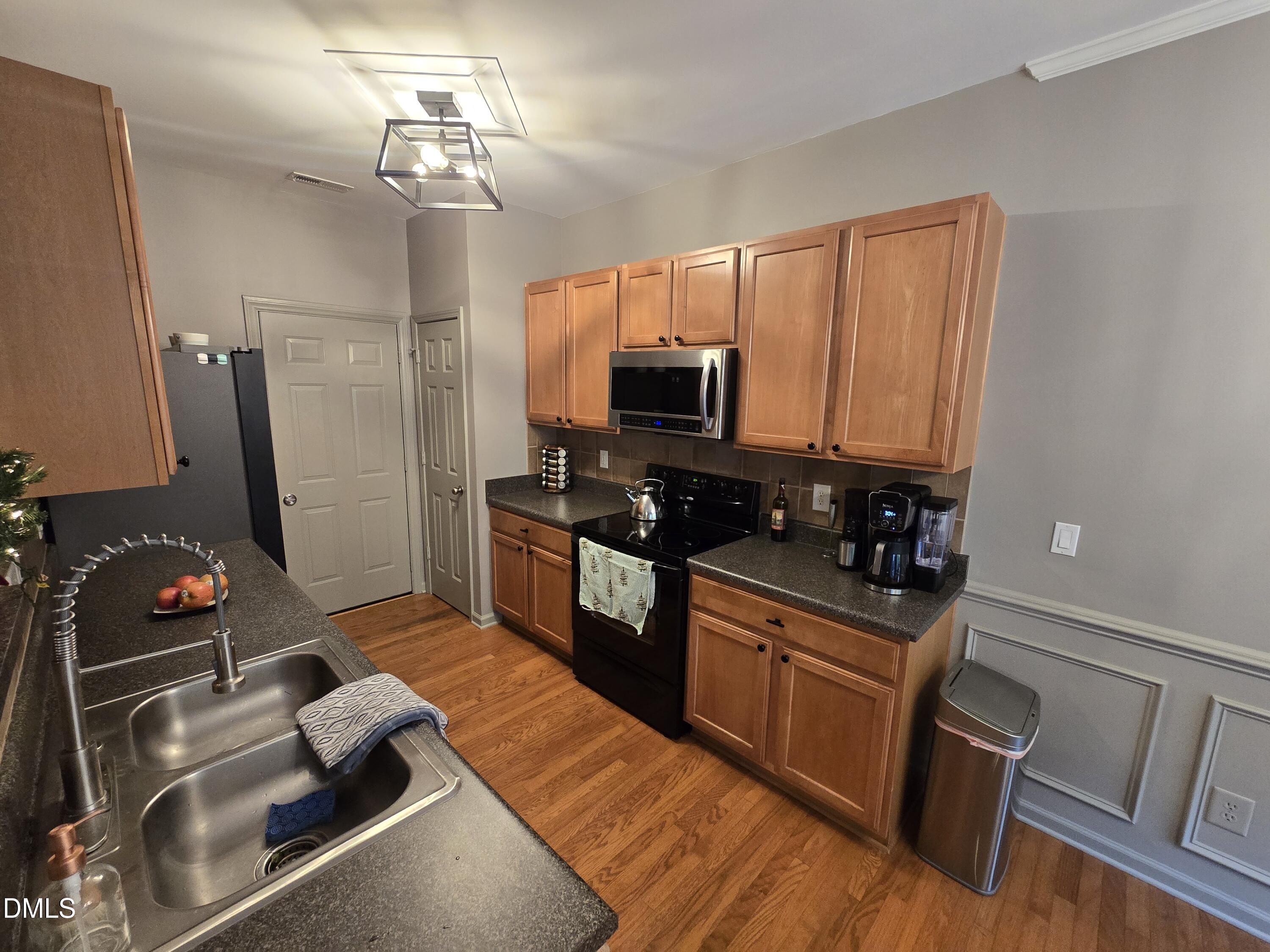 202 Storemont Way Property Photo 11