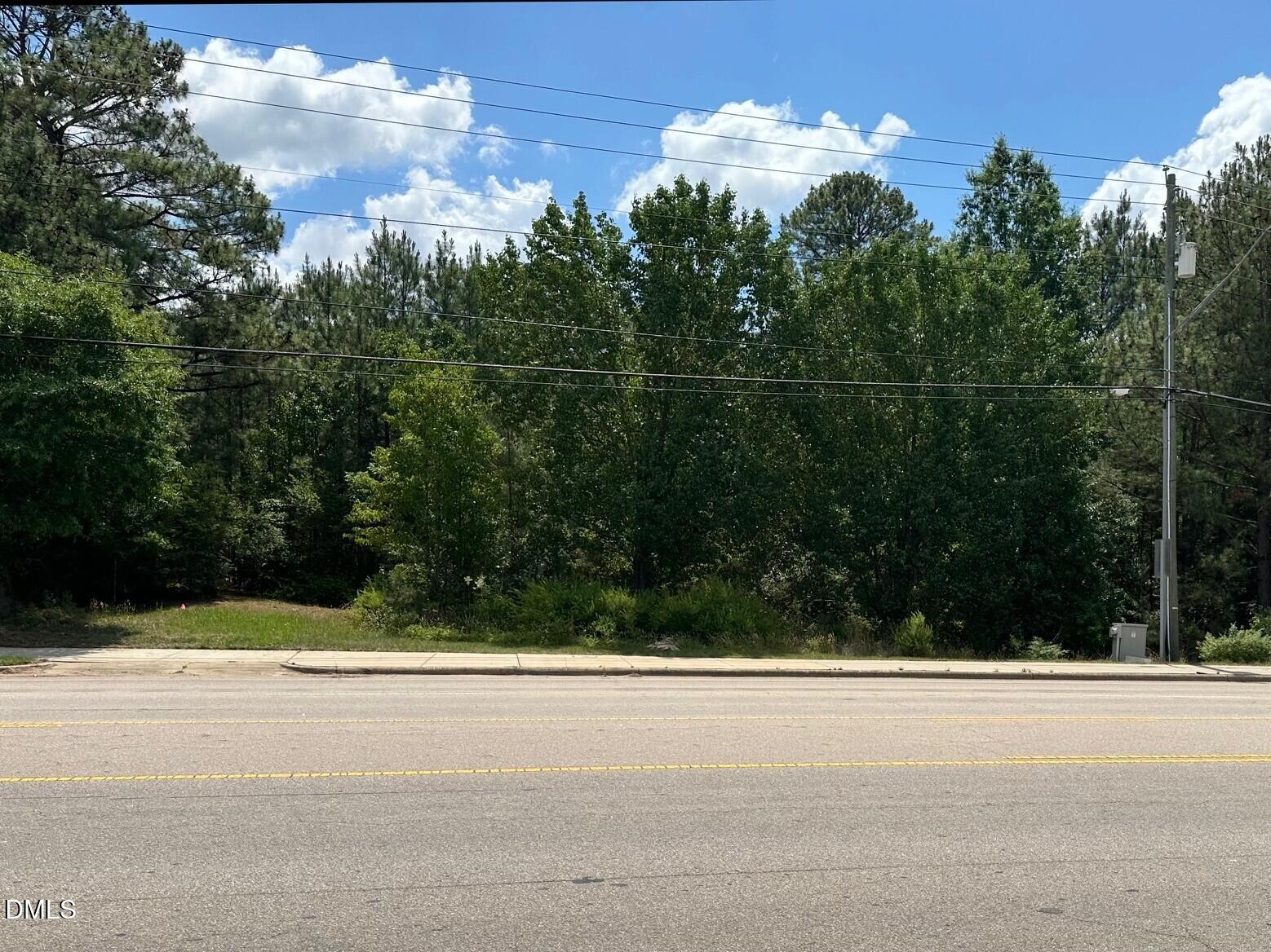 718 Airport Boulevard Property Photo 1