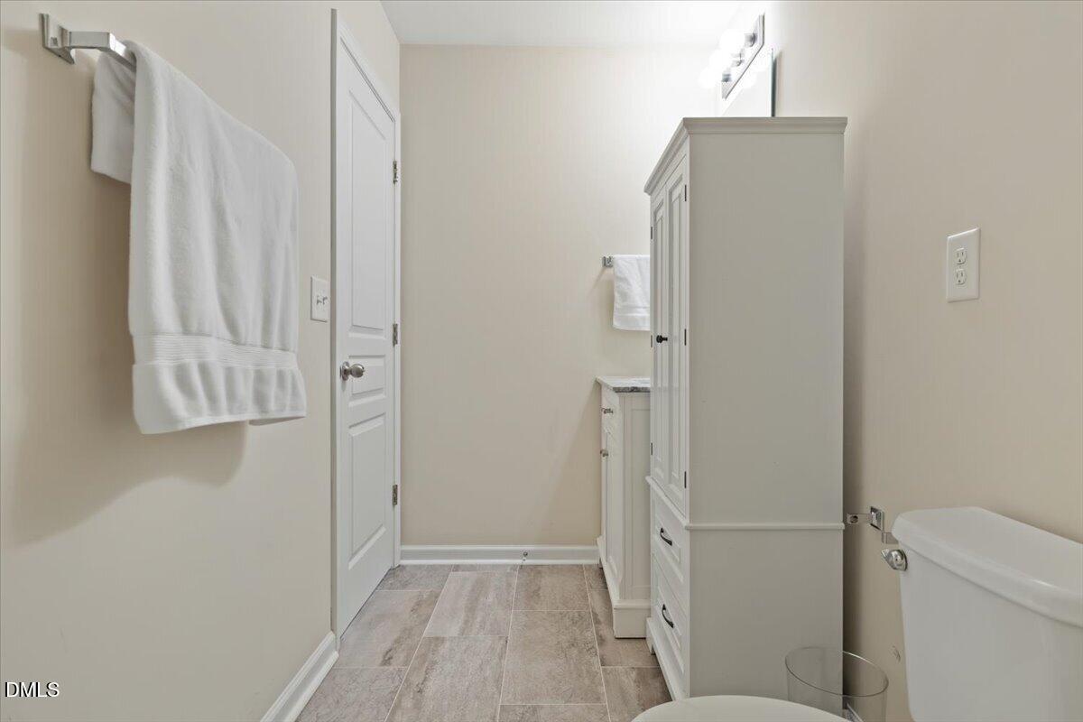 100 Stratford Lakes Drive Unit 384 Property Photo 14