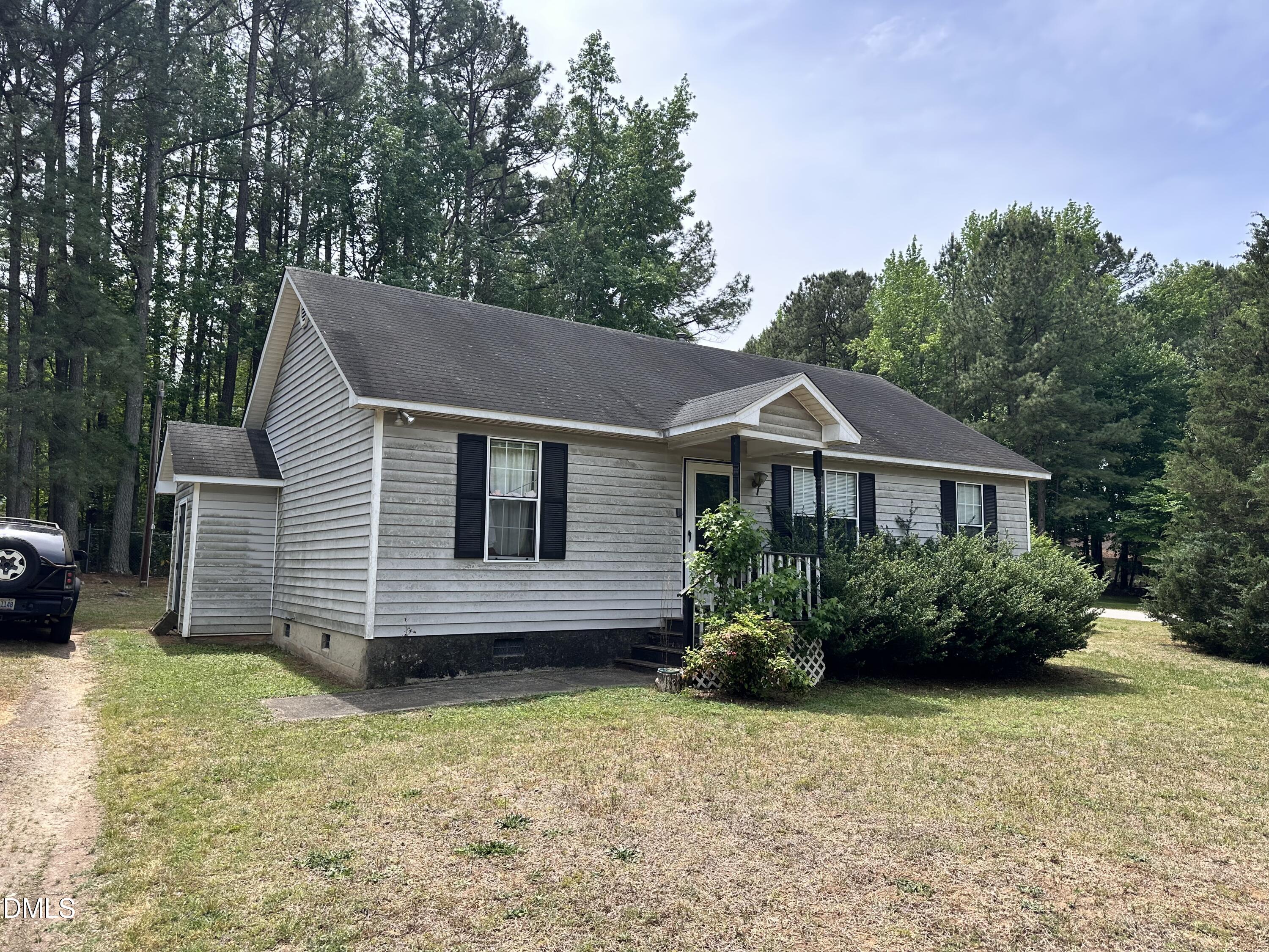 137 Mill Creek Drive Property Photo 1