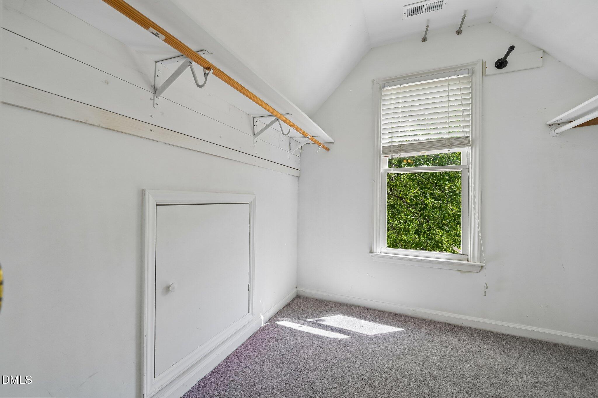 10806 Matson Place Property Photo 29