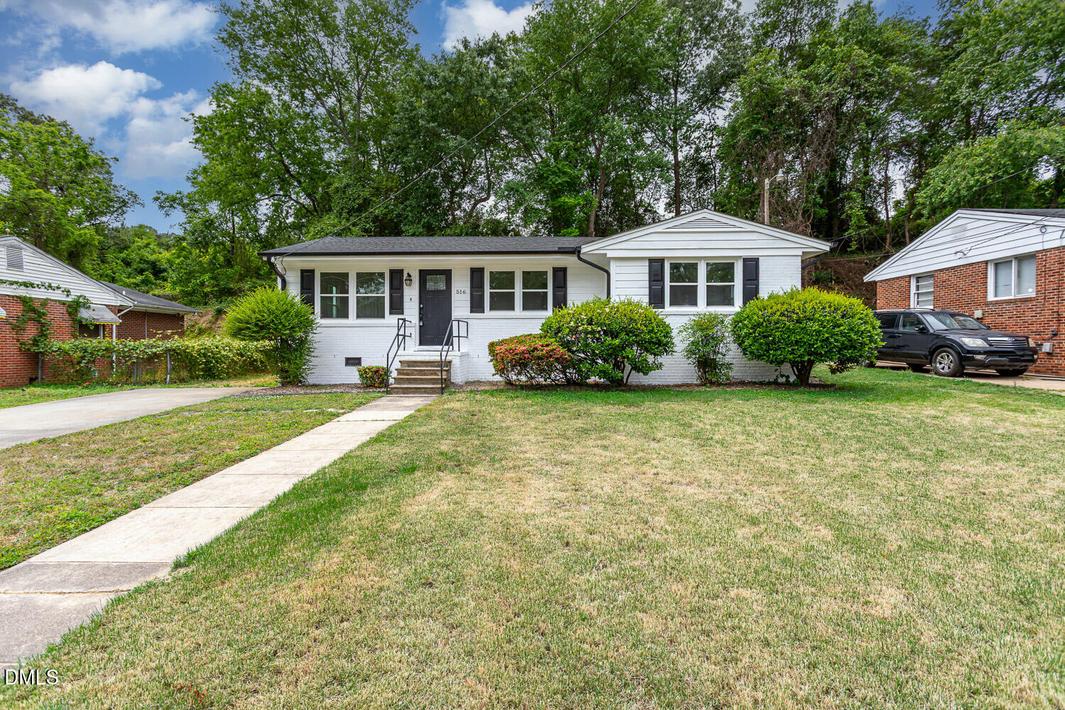 516 Calloway Drive Property Photo 3