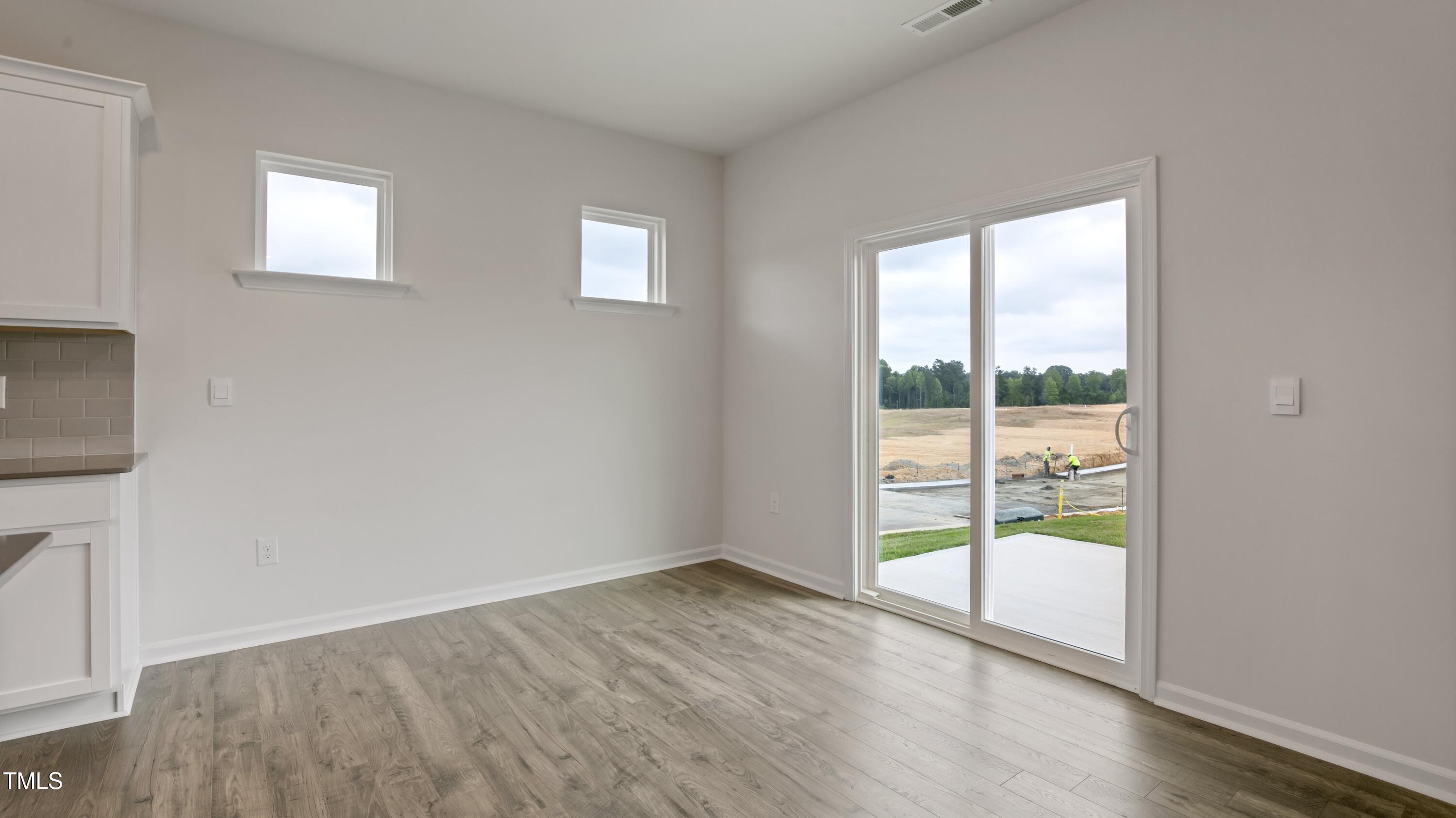 914 Comice Pear Way Property Photo 10