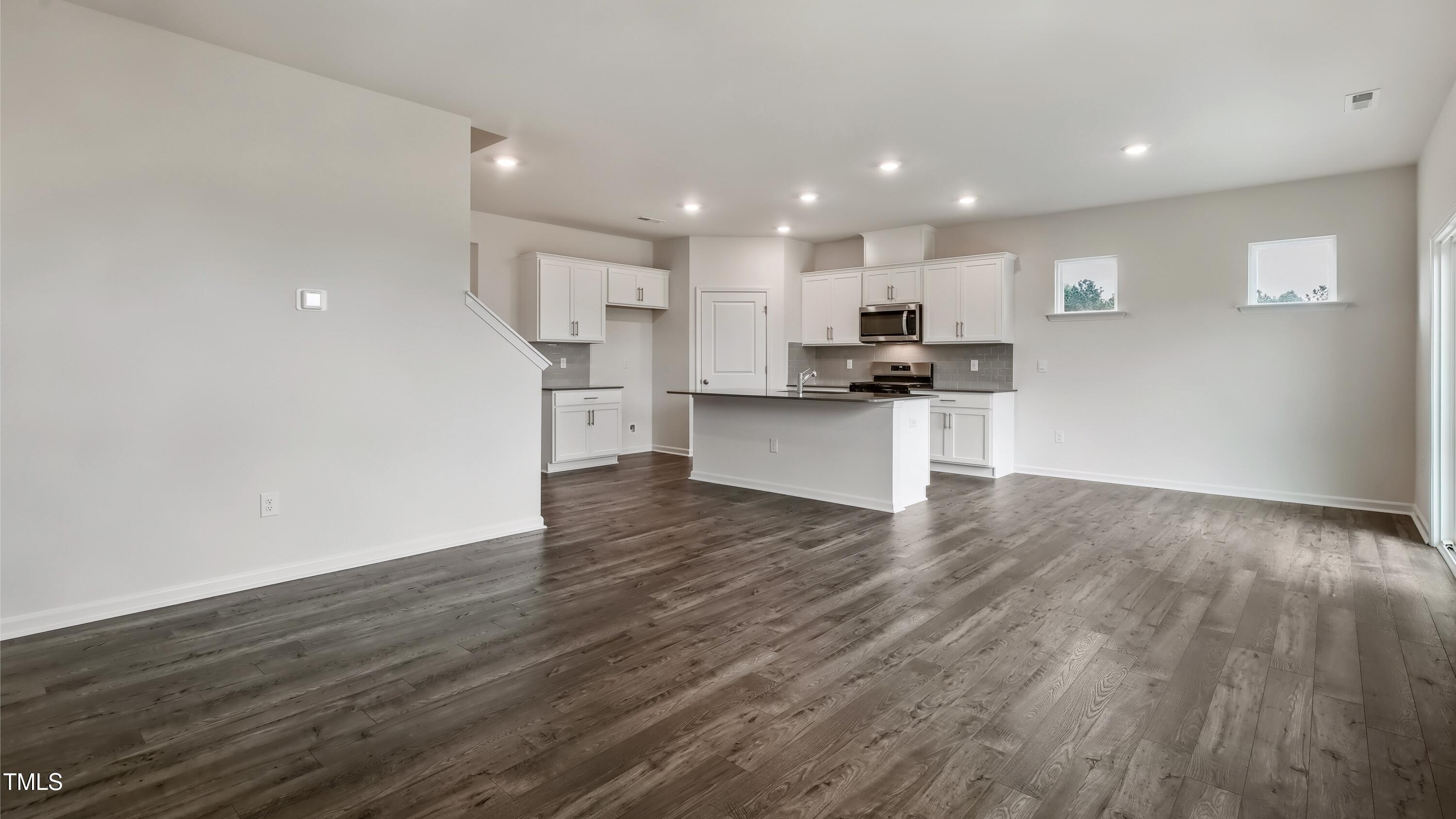 914 Comice Pear Way Property Photo 13