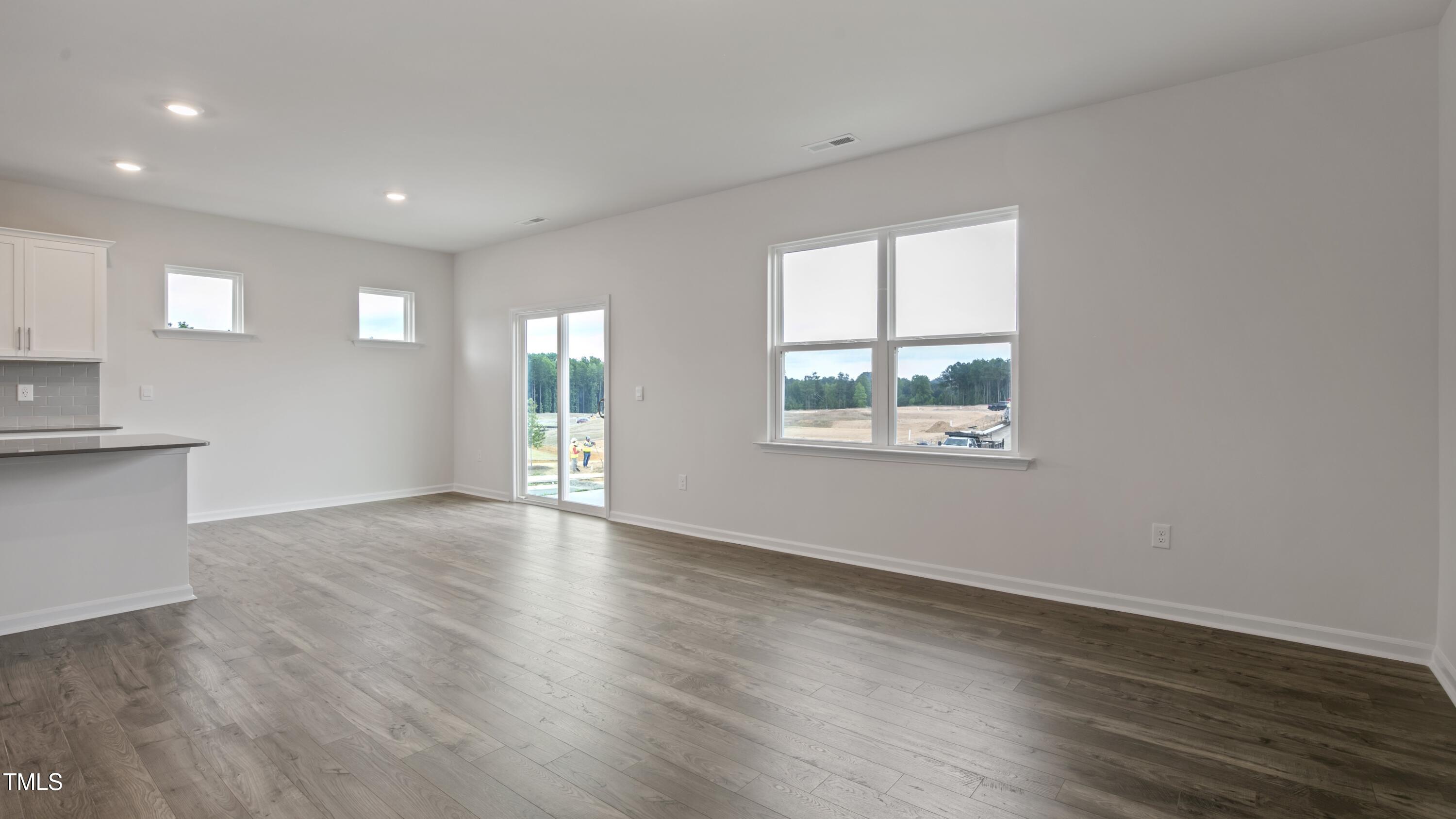 914 Comice Pear Way Property Photo 14