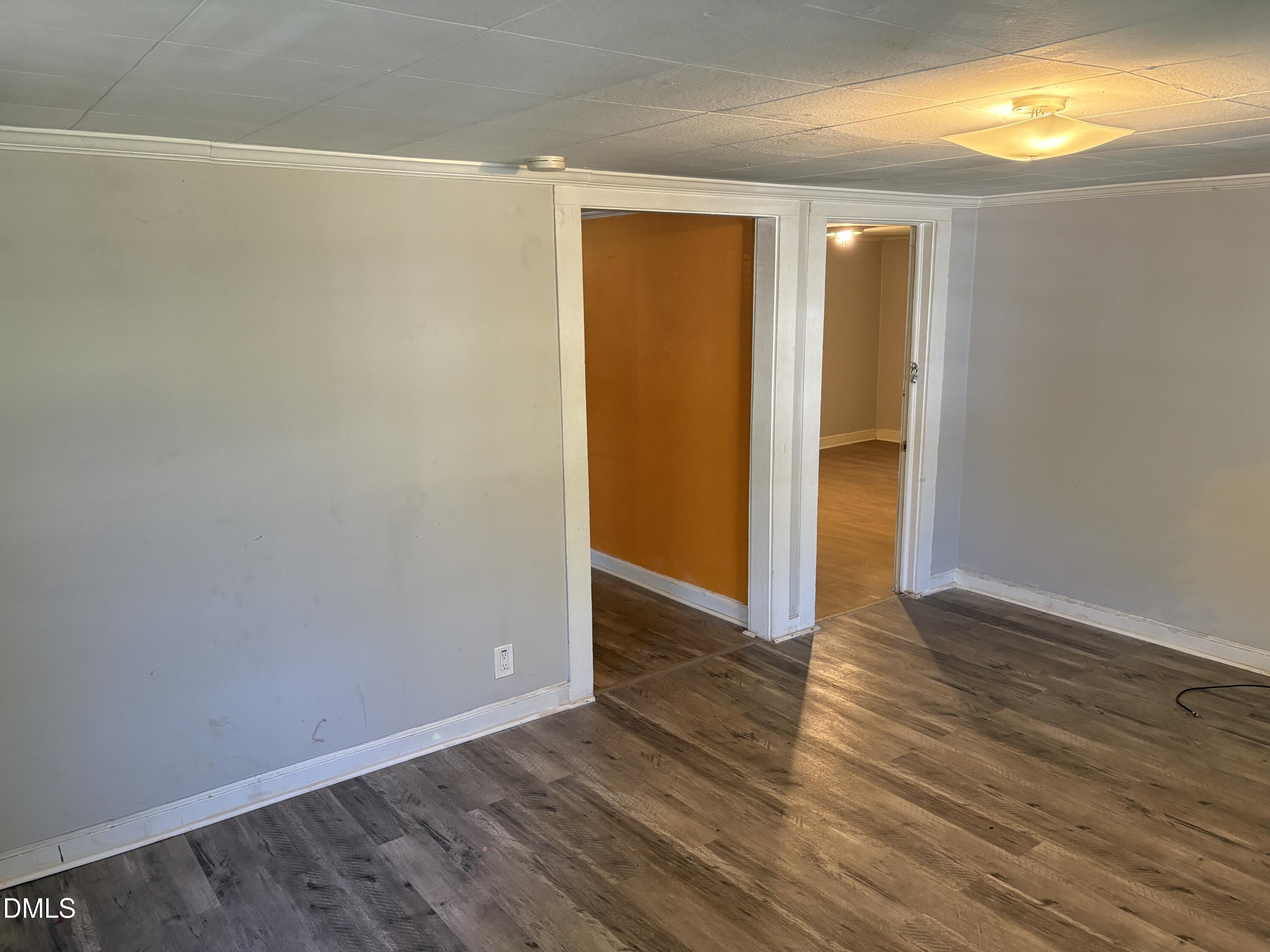 127 E End Avenue Property Photo 3