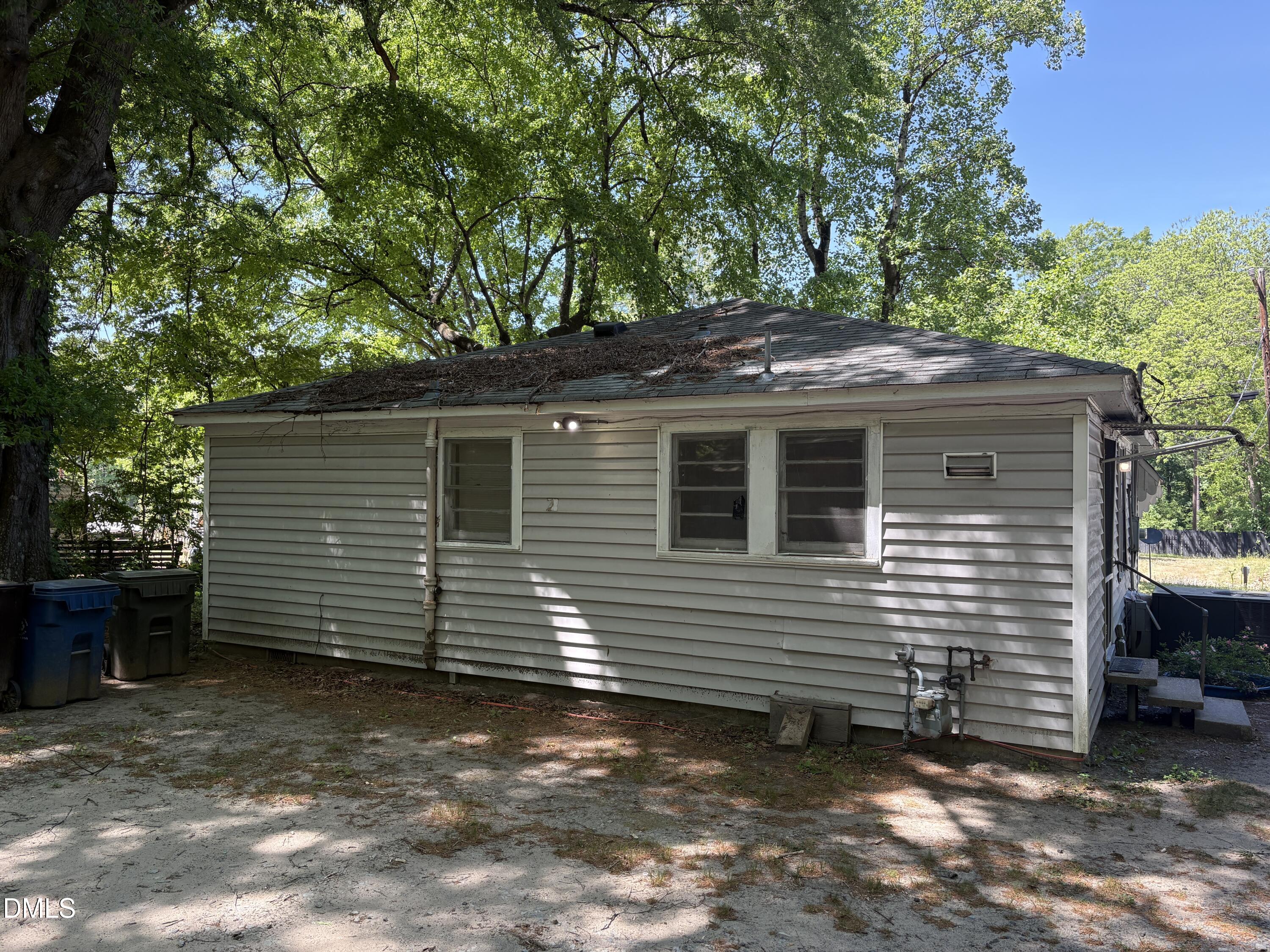 127 E End Avenue Property Photo 15