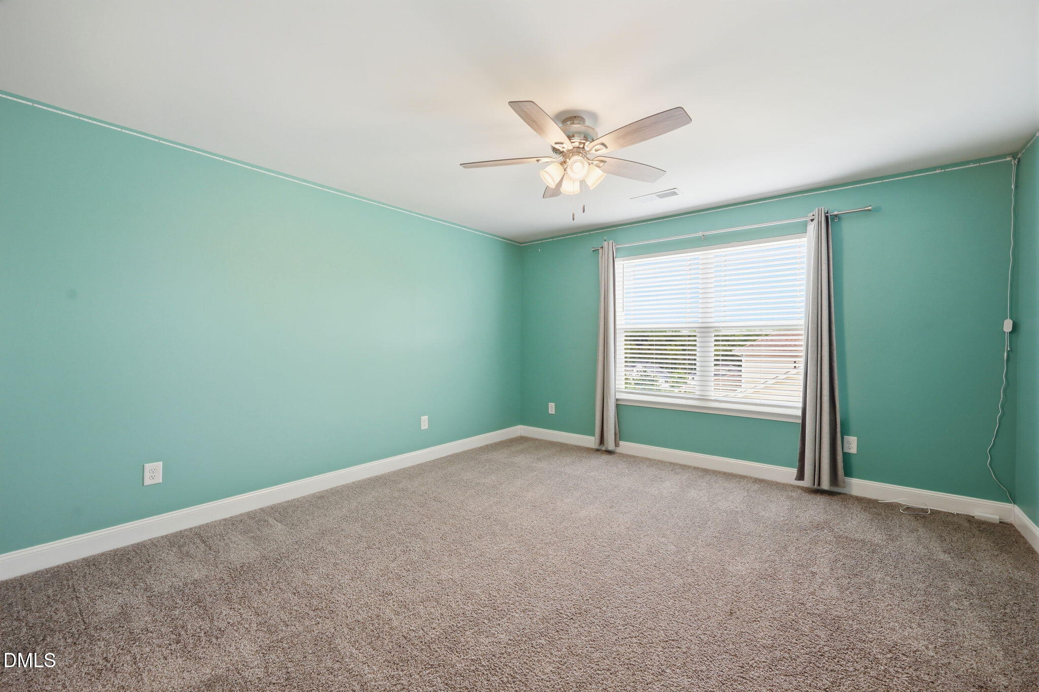 407 Glenkirk Place Property Photo 23