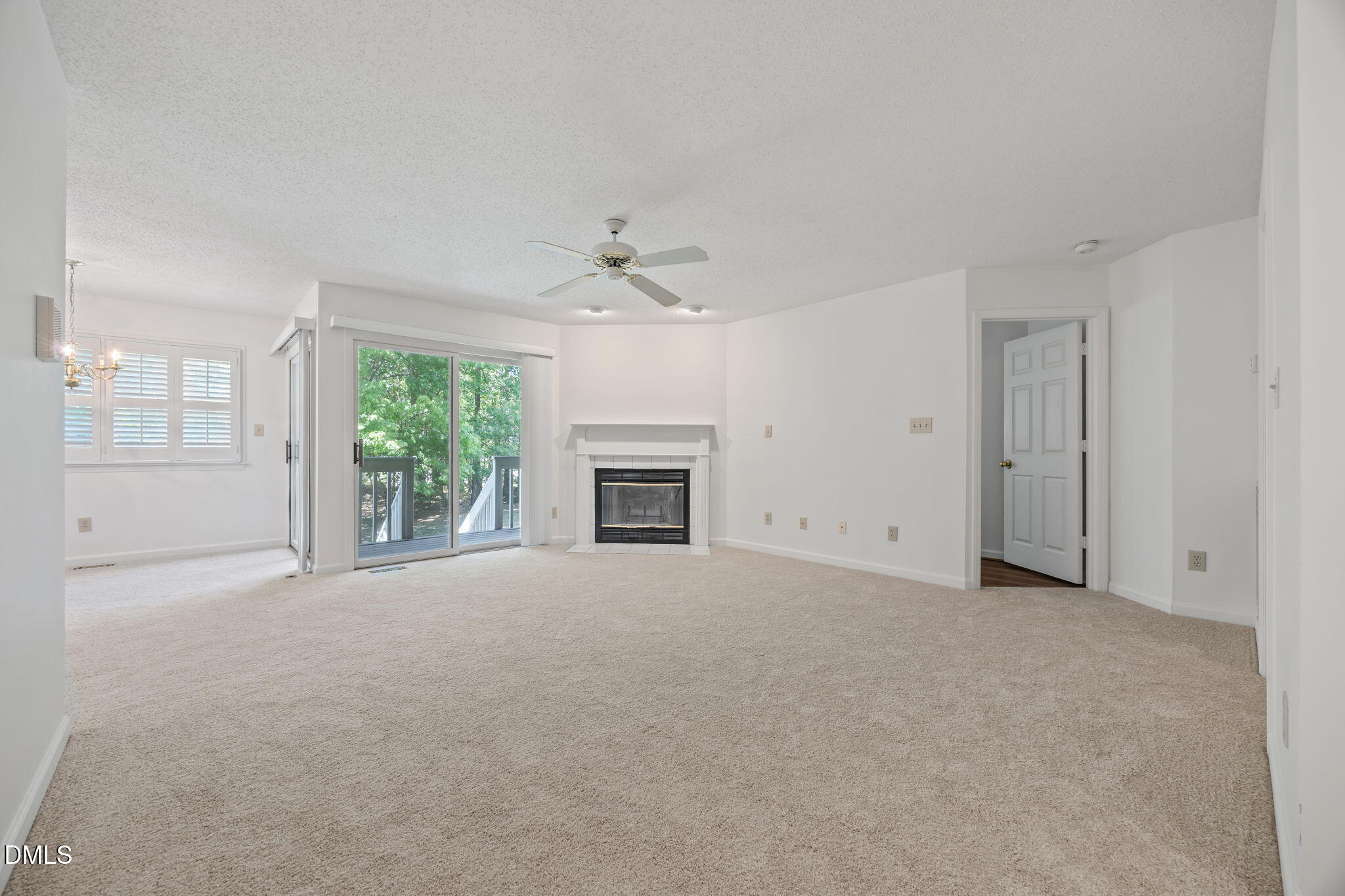 8321 Hempshire Place 104 Property Photo 4