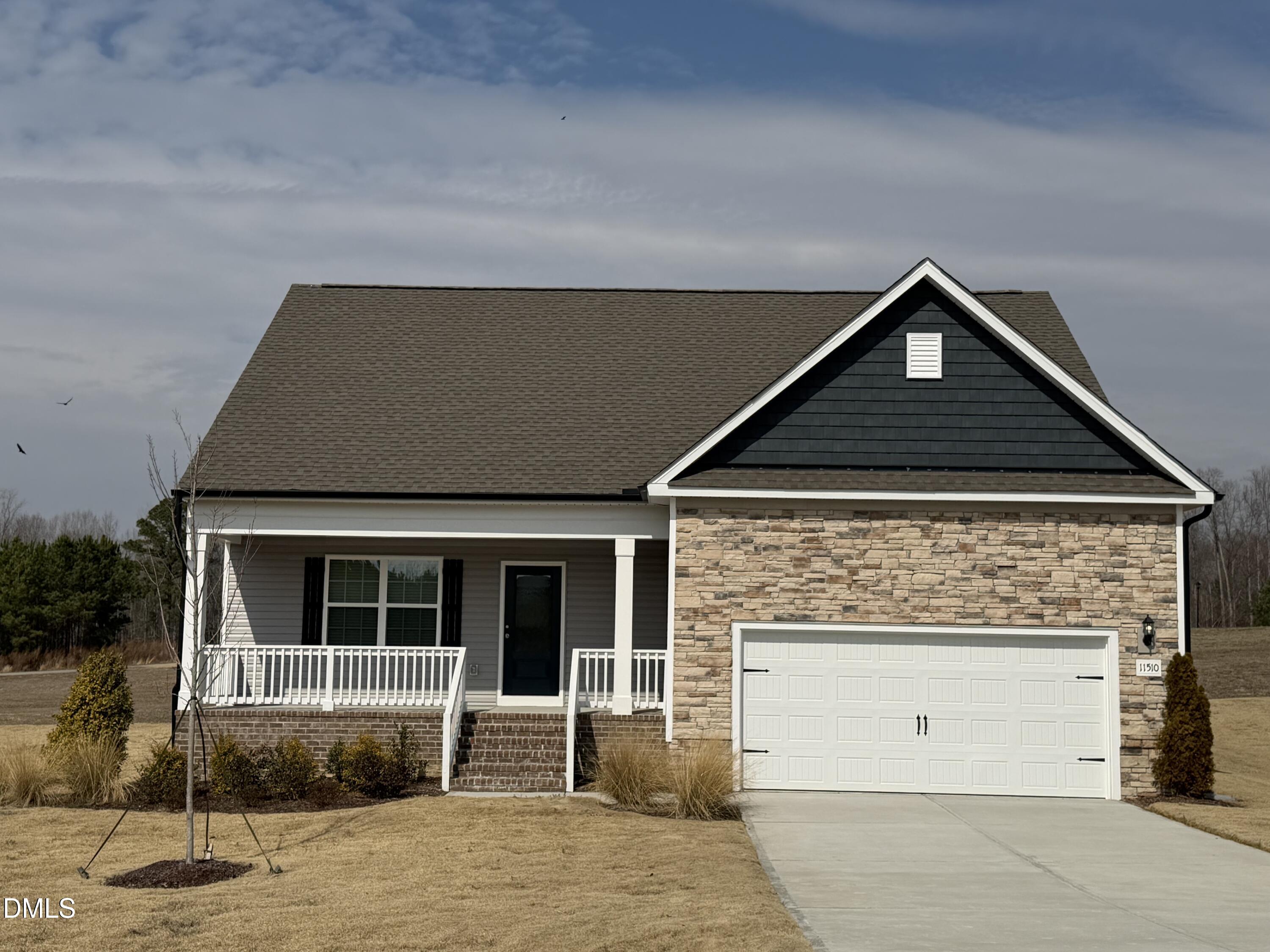 11510 International Drive Property Photo 1