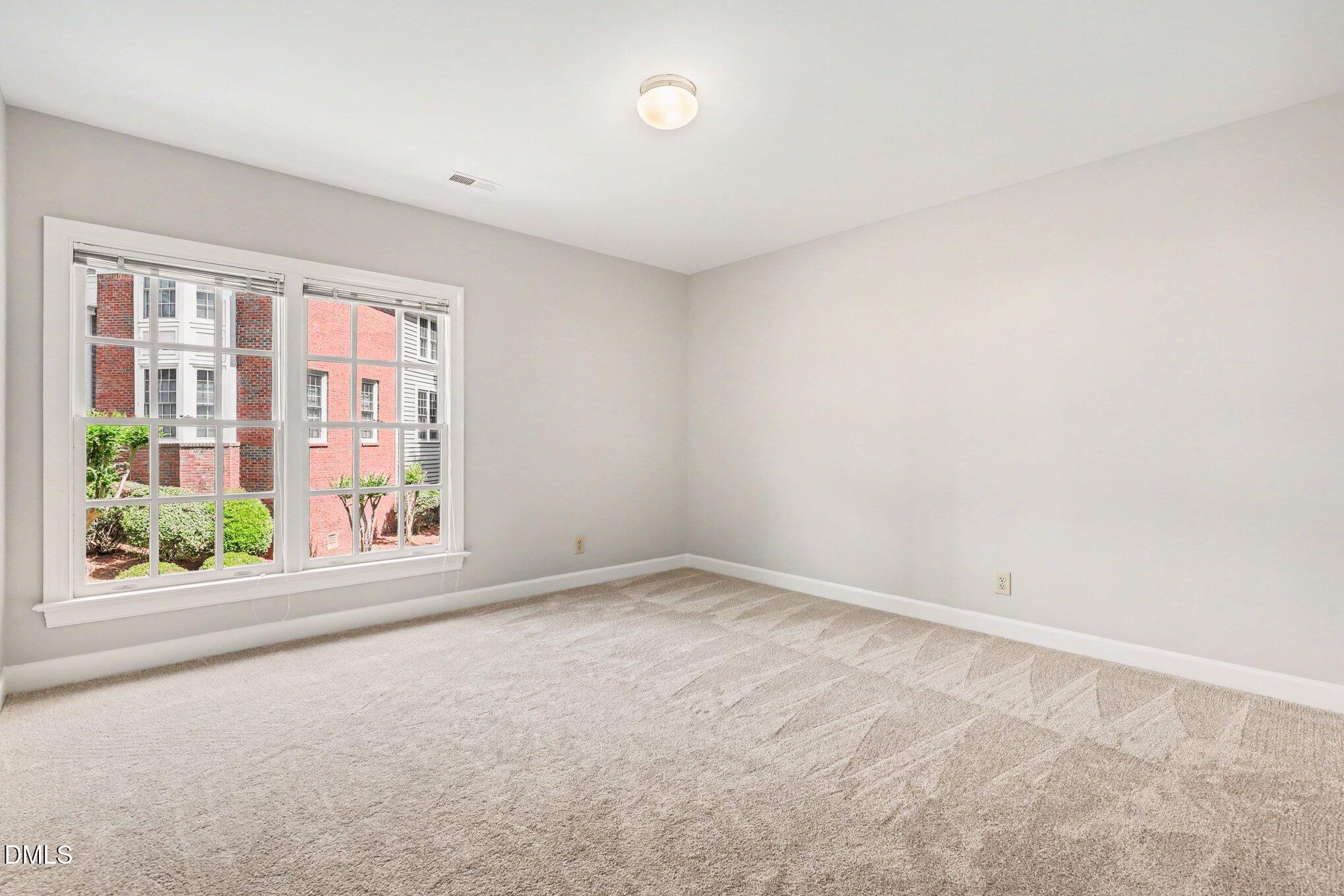 1224 E Pointe Drive Property Photo 53