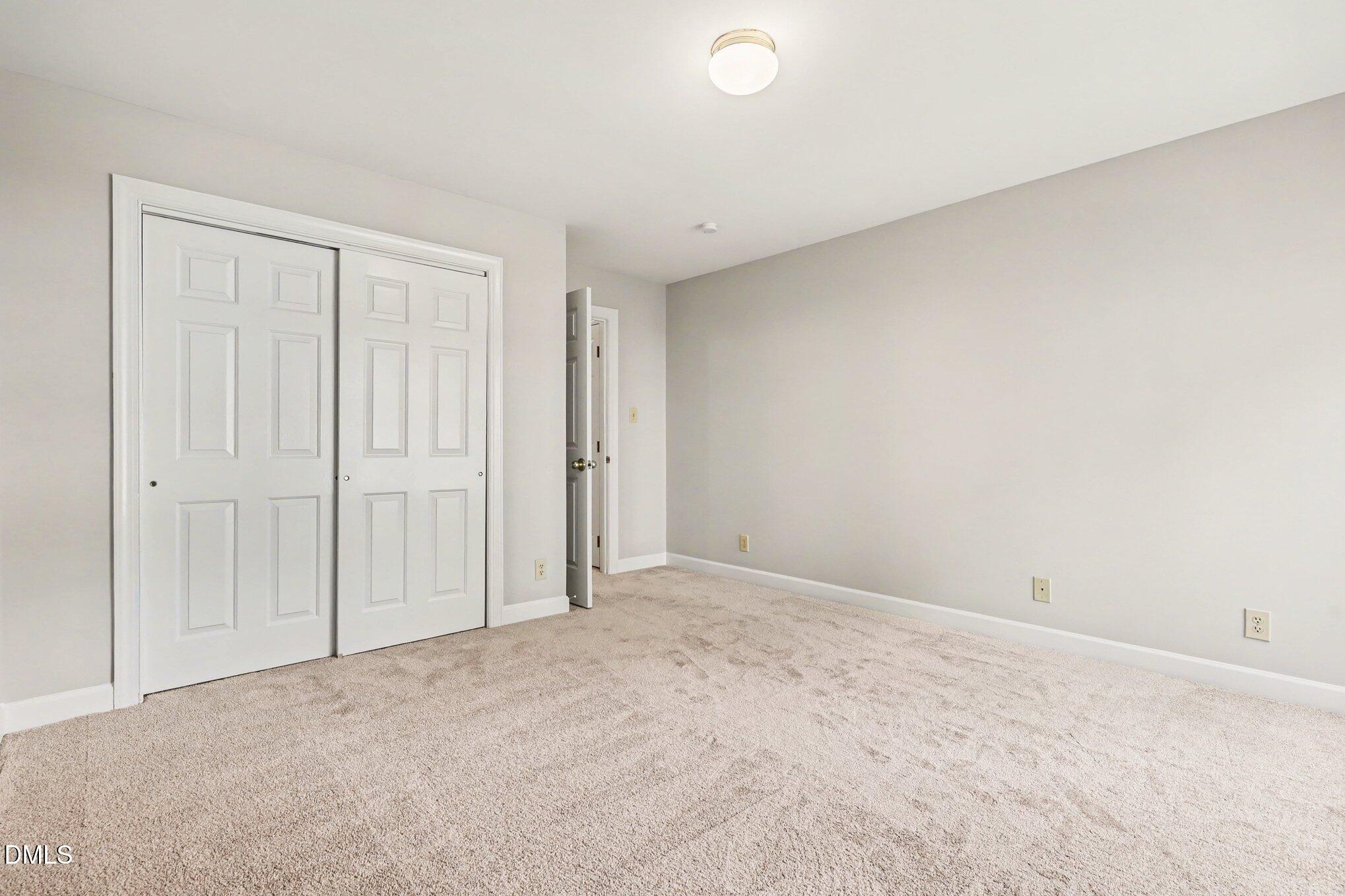 1224 E Pointe Drive Property Photo 54