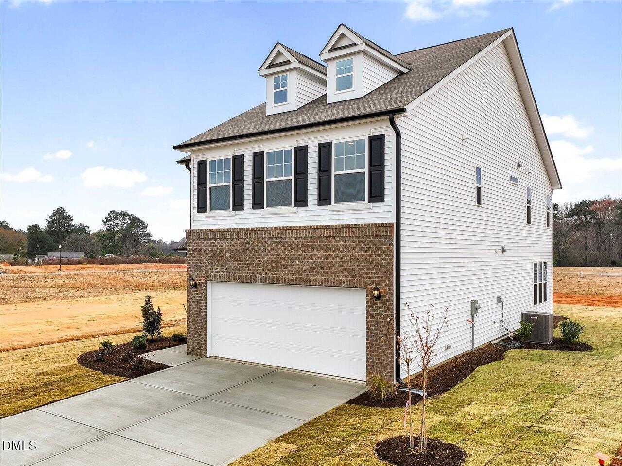 1609 Briar Brook Lane Property Photo 2