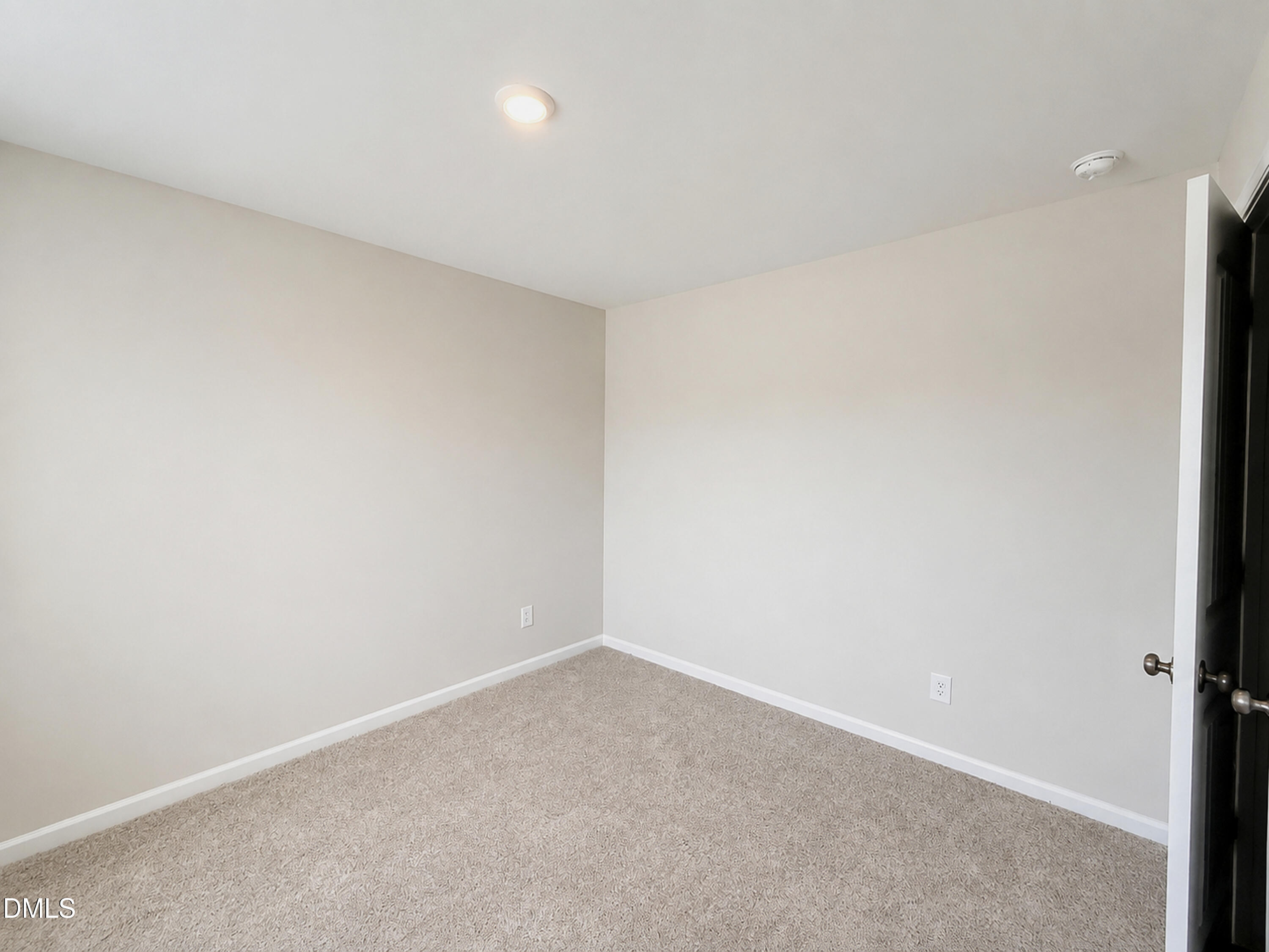 109 Crossvine Street (10) Property Photo 16