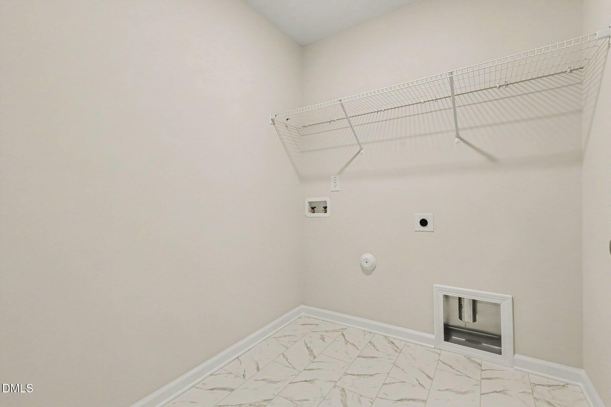 109 Crossvine Street (10) Property Photo 26