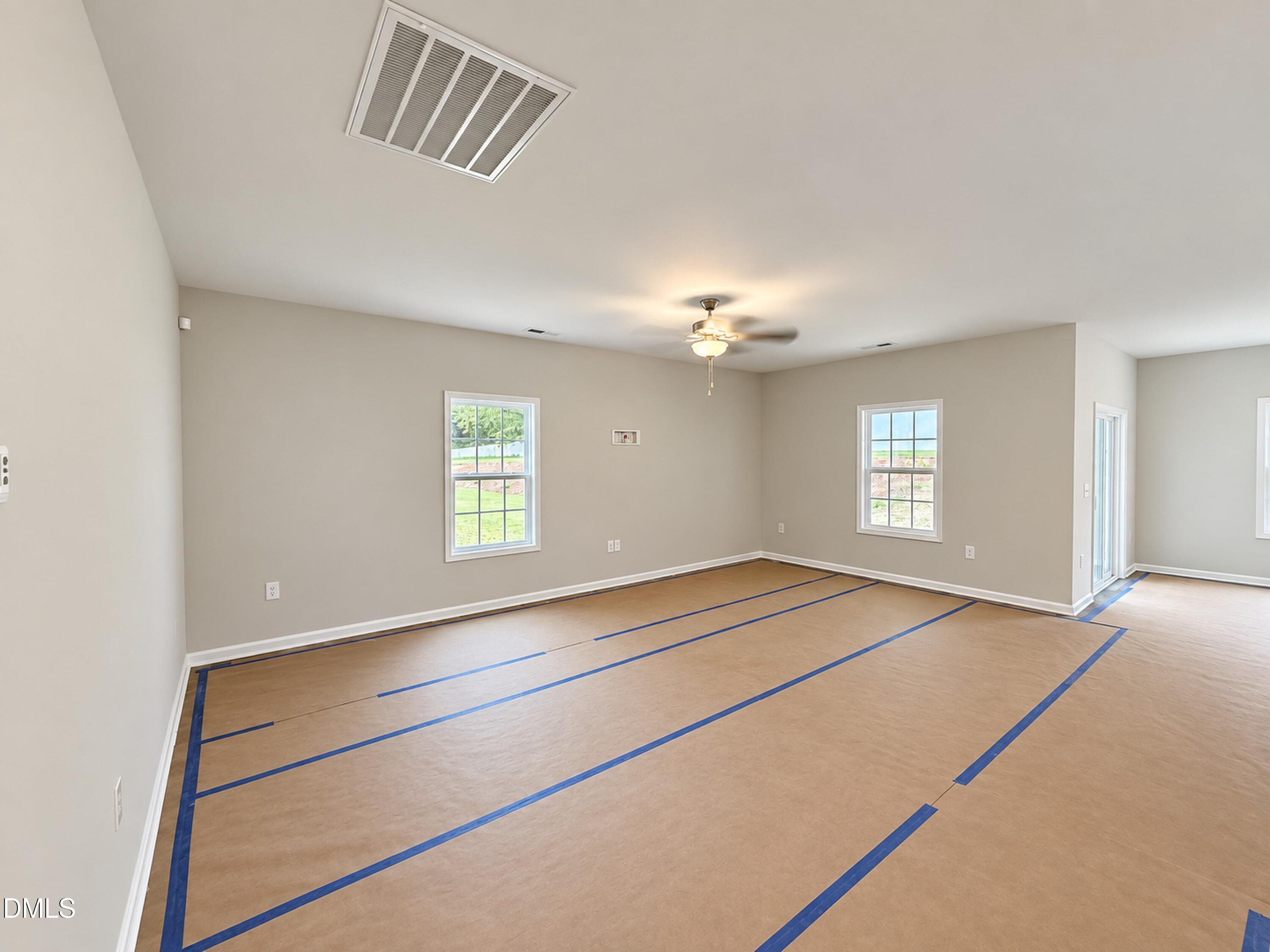 127 Crossvine Street (12) Property Photo 5