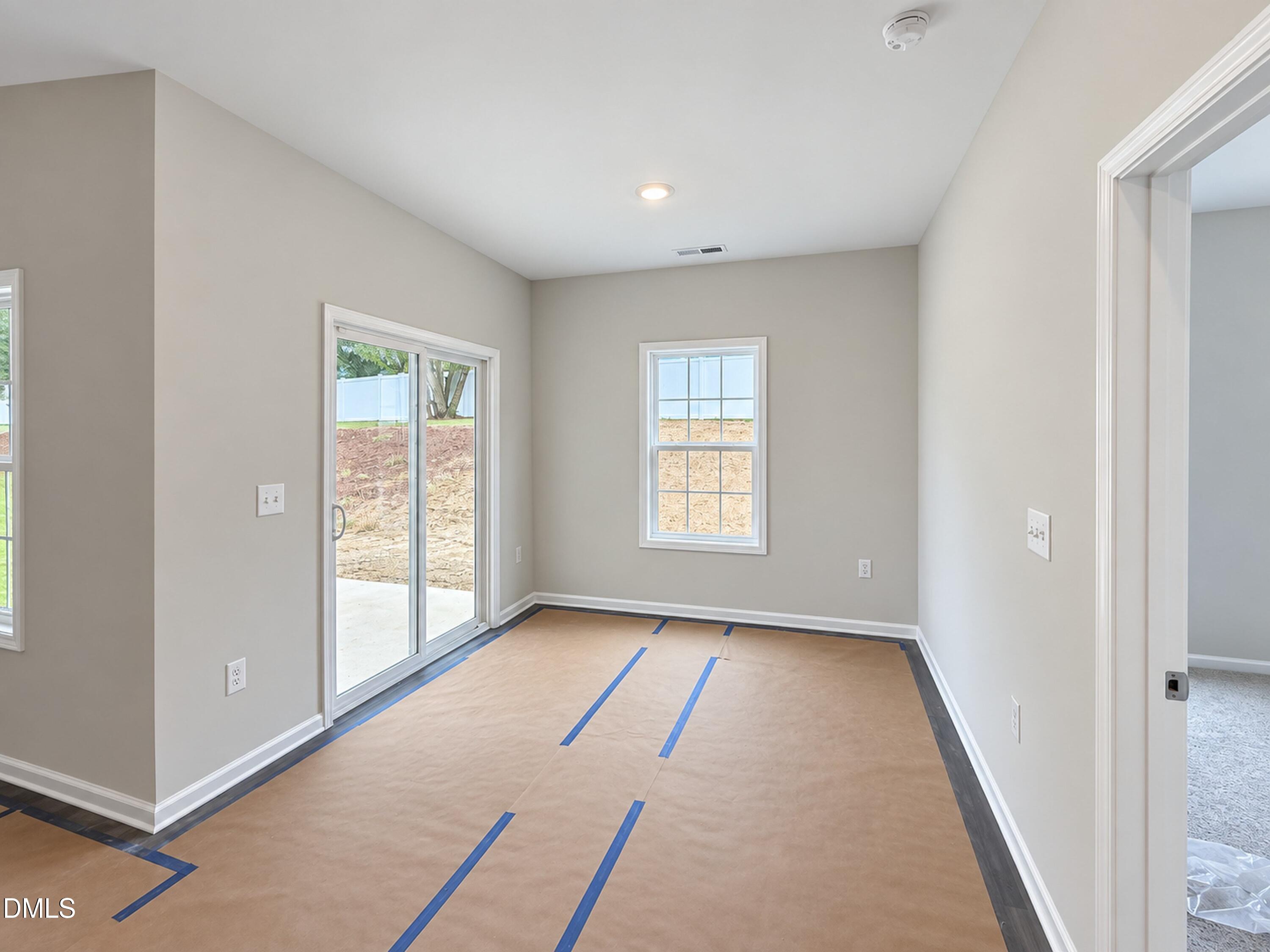 127 Crossvine Street (12) Property Photo 8