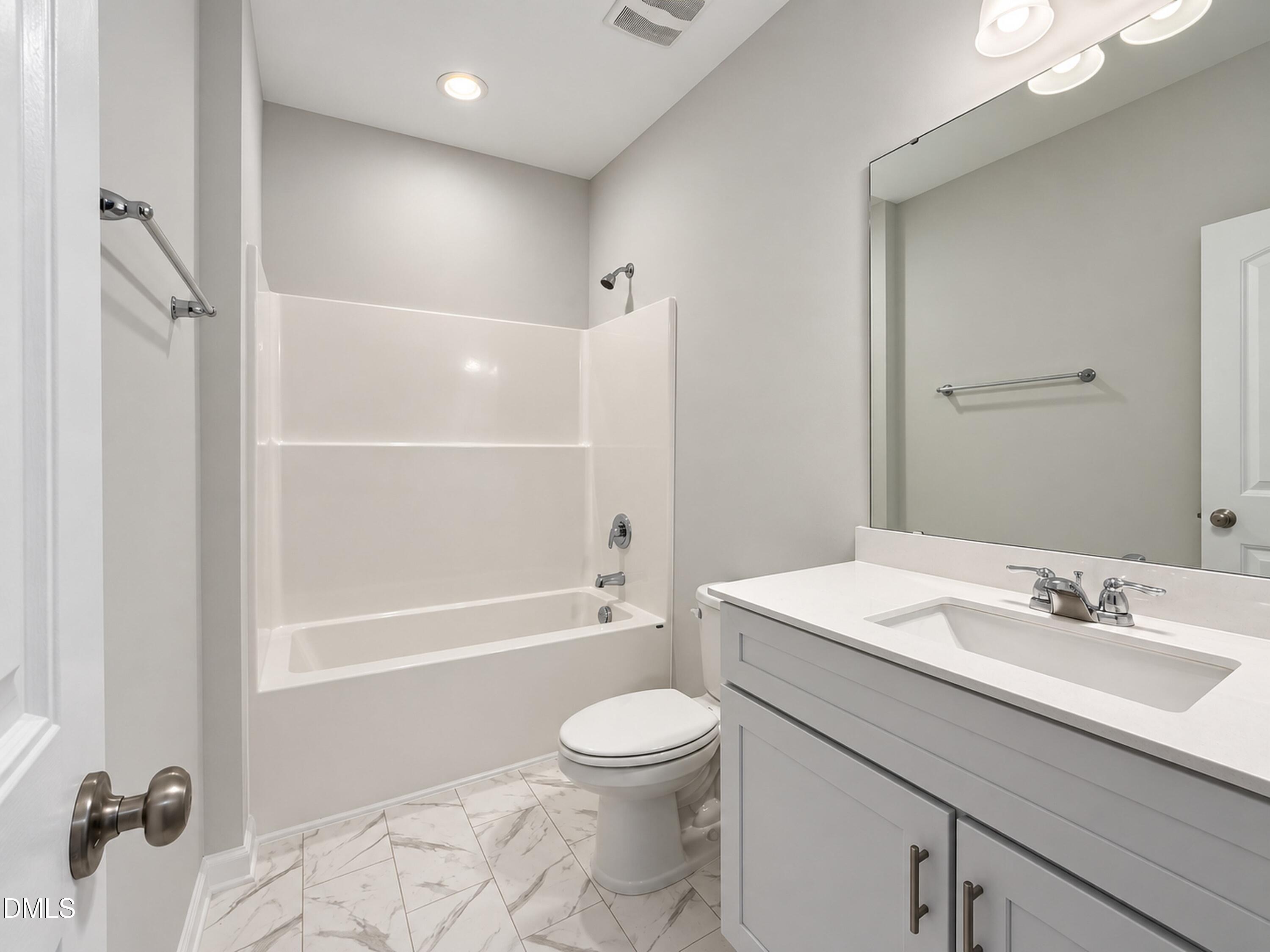 127 Crossvine Street (12) Property Photo 17
