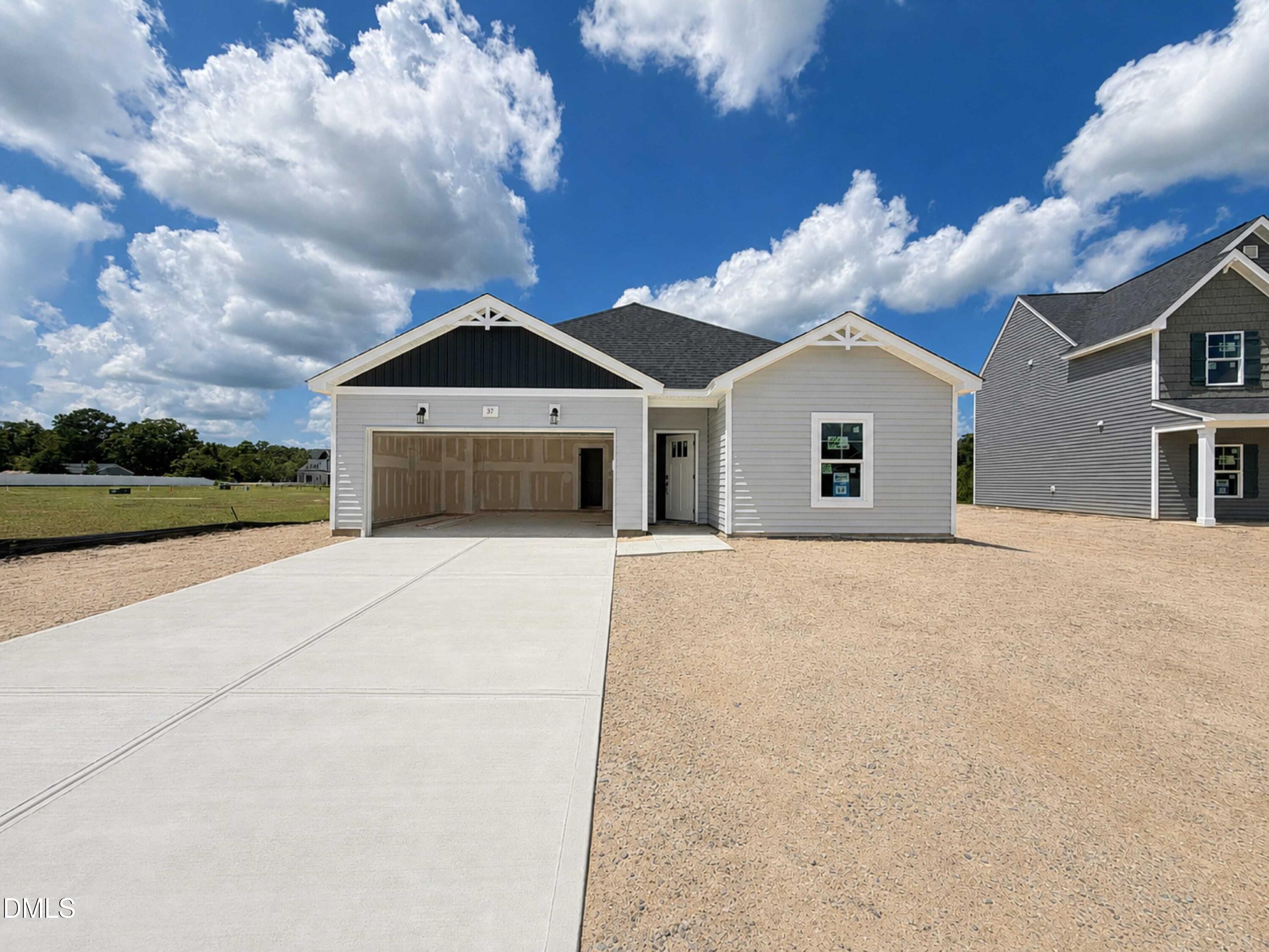 37 Fiddleneck Court (Lot 36) Property Photo 1