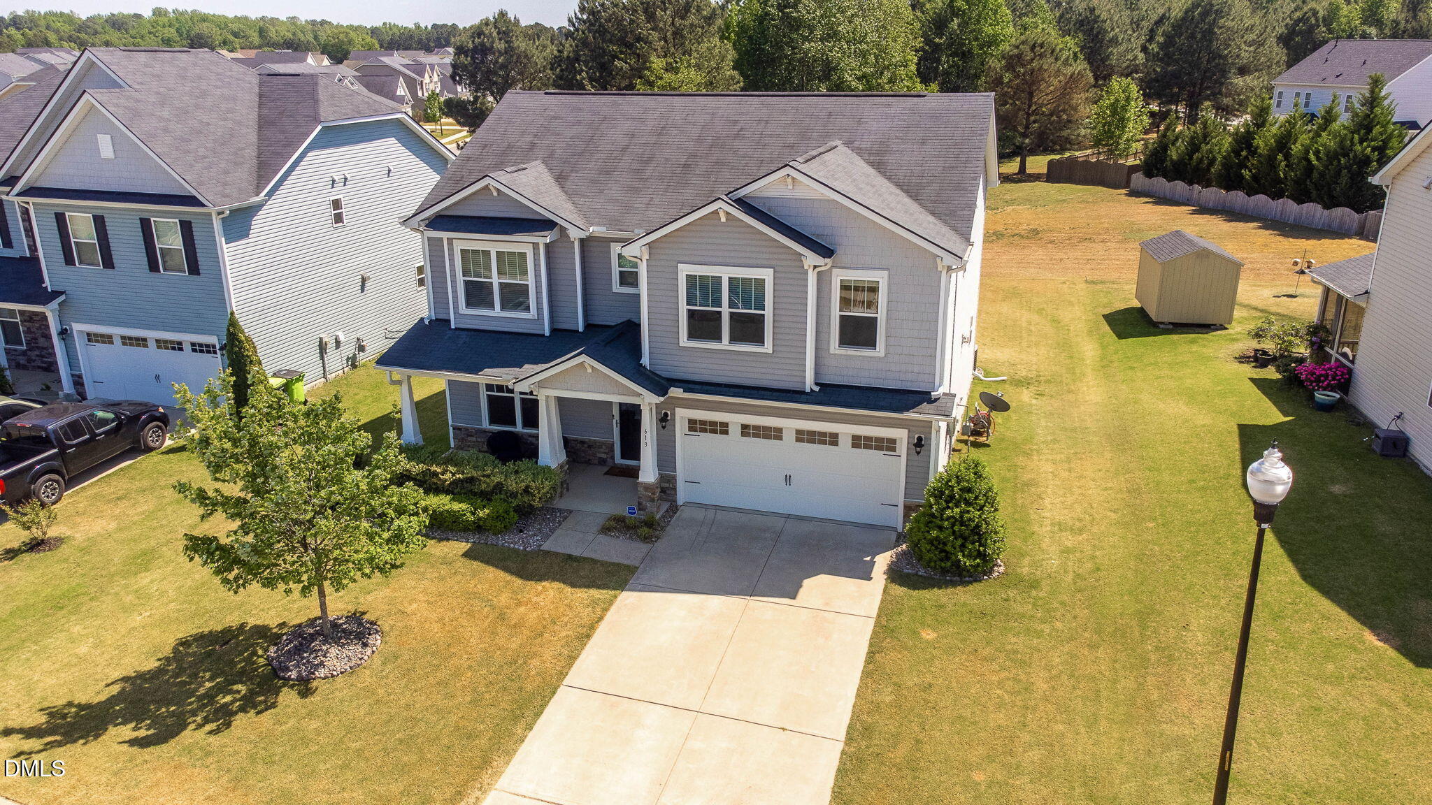 613 Golden Plum Lane Property Photo 4