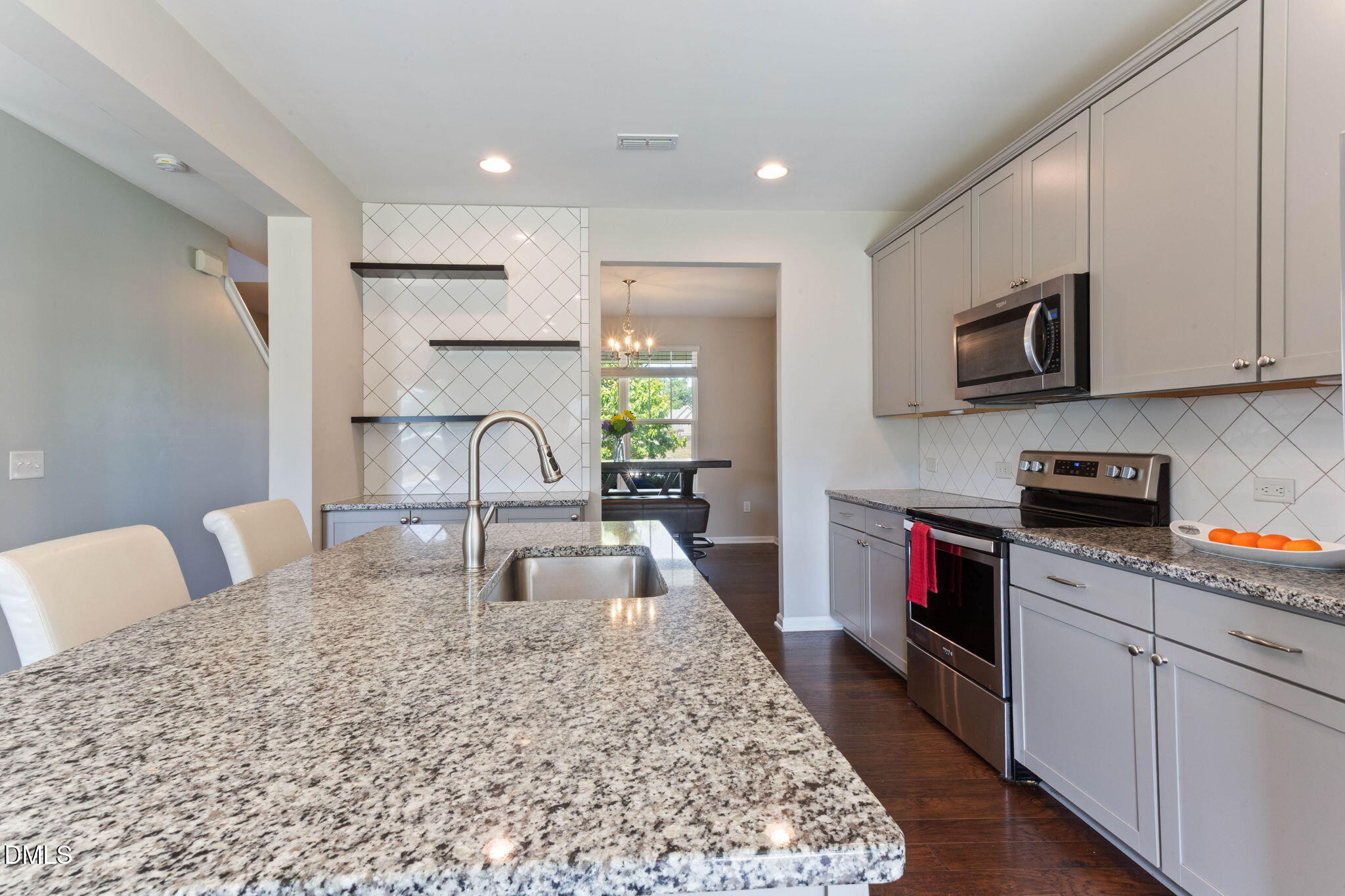 613 Golden Plum Lane Property Photo 8