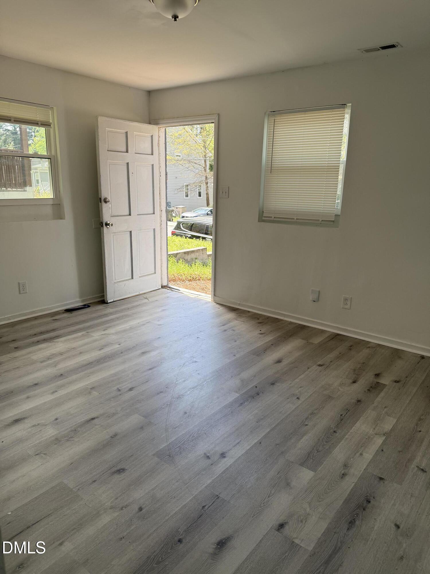 1015 Rosedale Avenue Property Photo 14