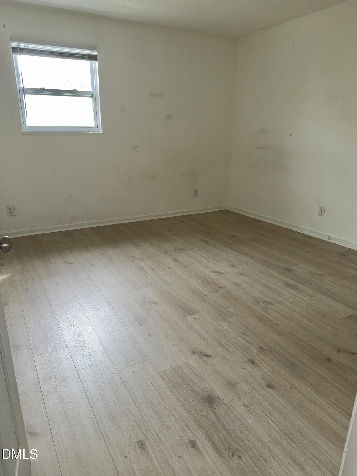 1107 Worth Street Property Photo 4