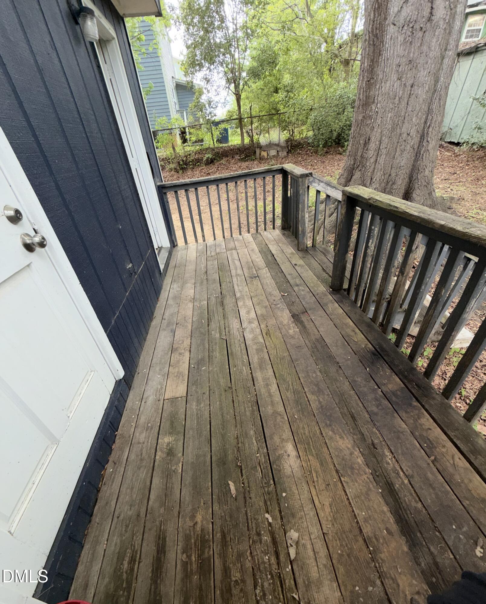 1107 Worth Street Property Photo 16