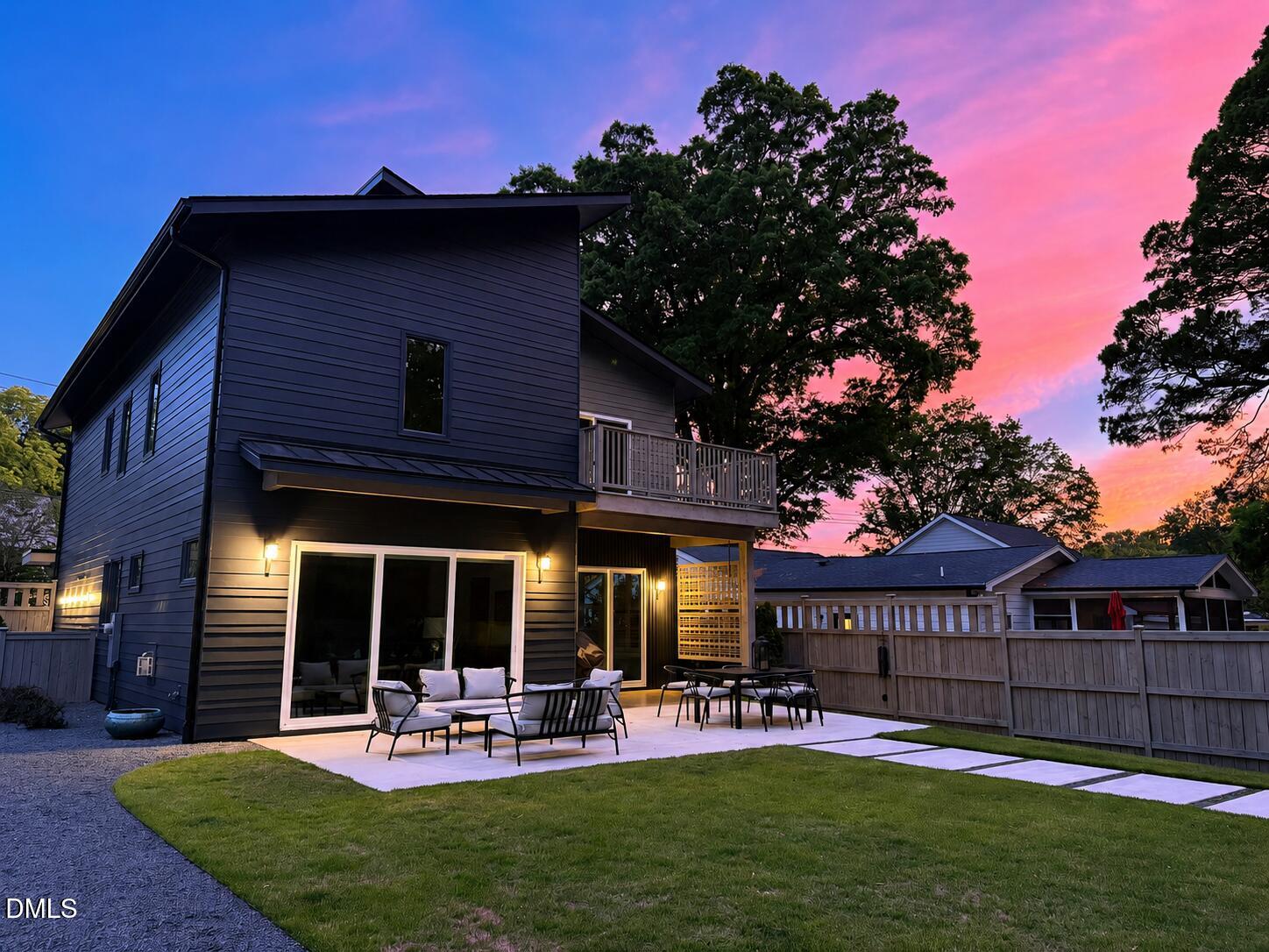619 Glascock Street Property Photo 4