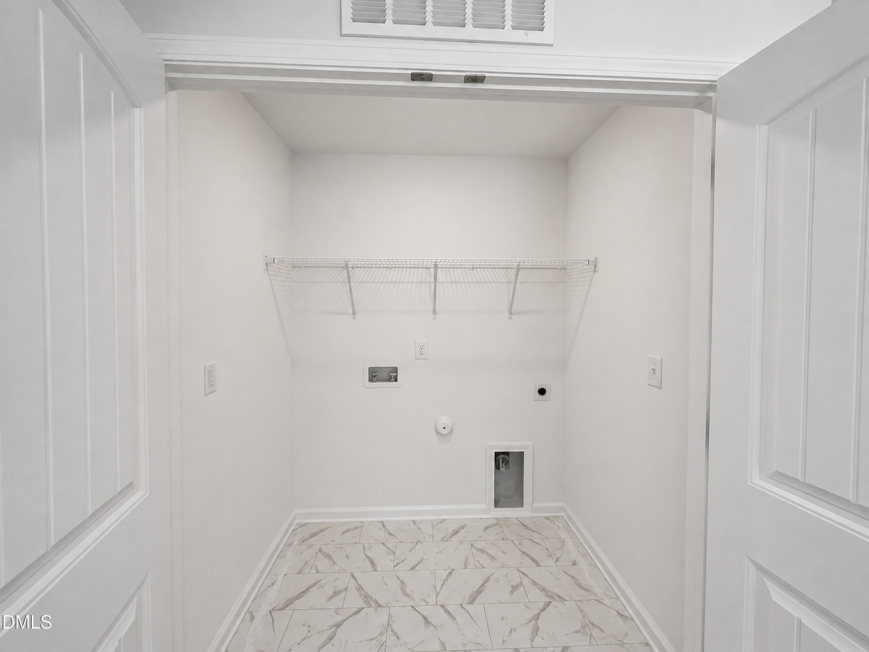 119 Crossvine Street (11) Property Photo 14