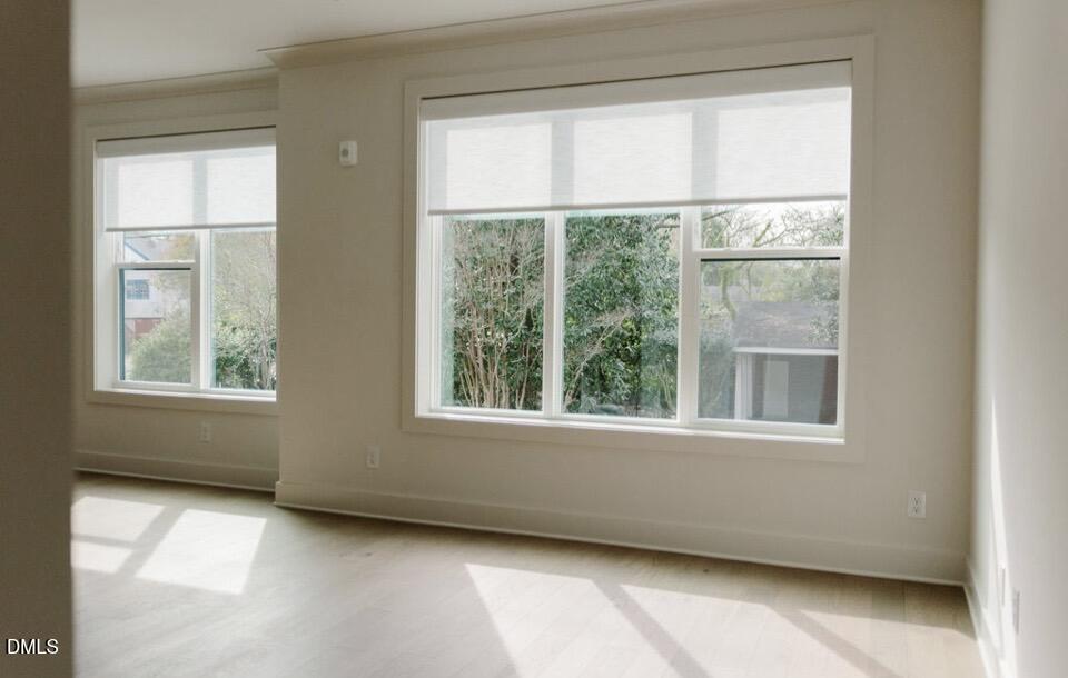 813 Niantic Street Property Photo 29
