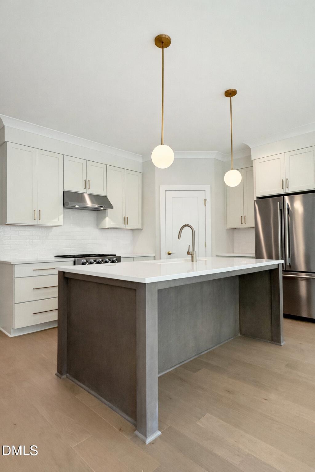 813 Niantic Street Property Photo 42