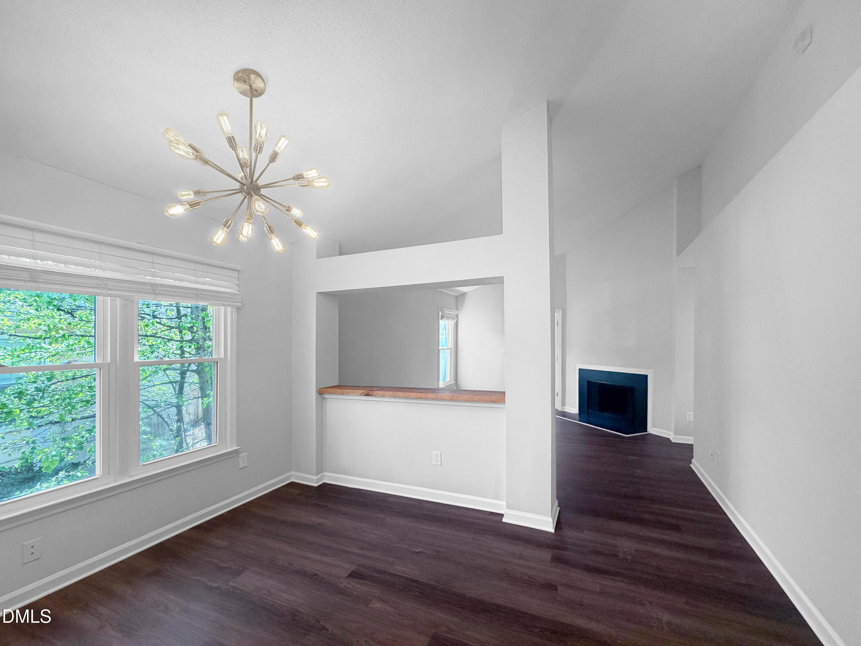 307 Wax Myrtle Court Property Photo 8