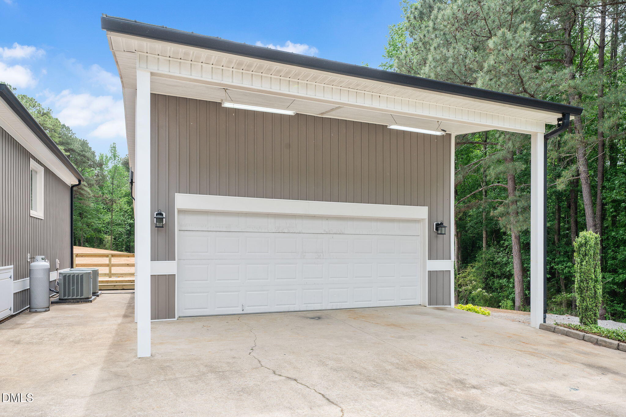 1051 Honeycutt Road Property Photo 3