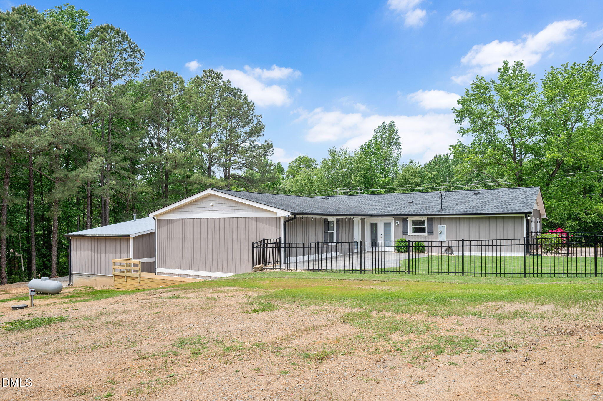 1051 Honeycutt Road Property Photo 7