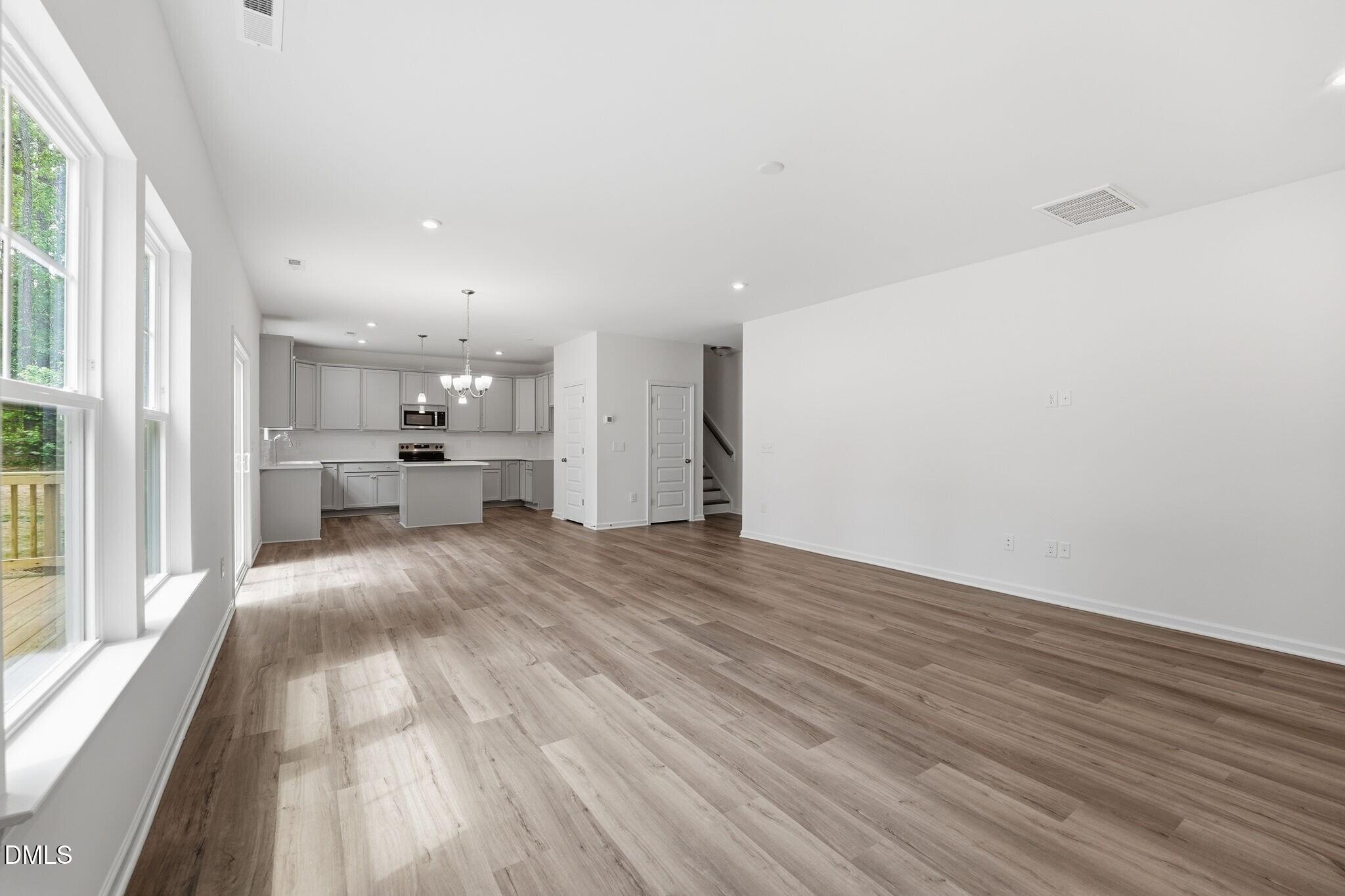 150 Cribbs Lane Property Photo 6