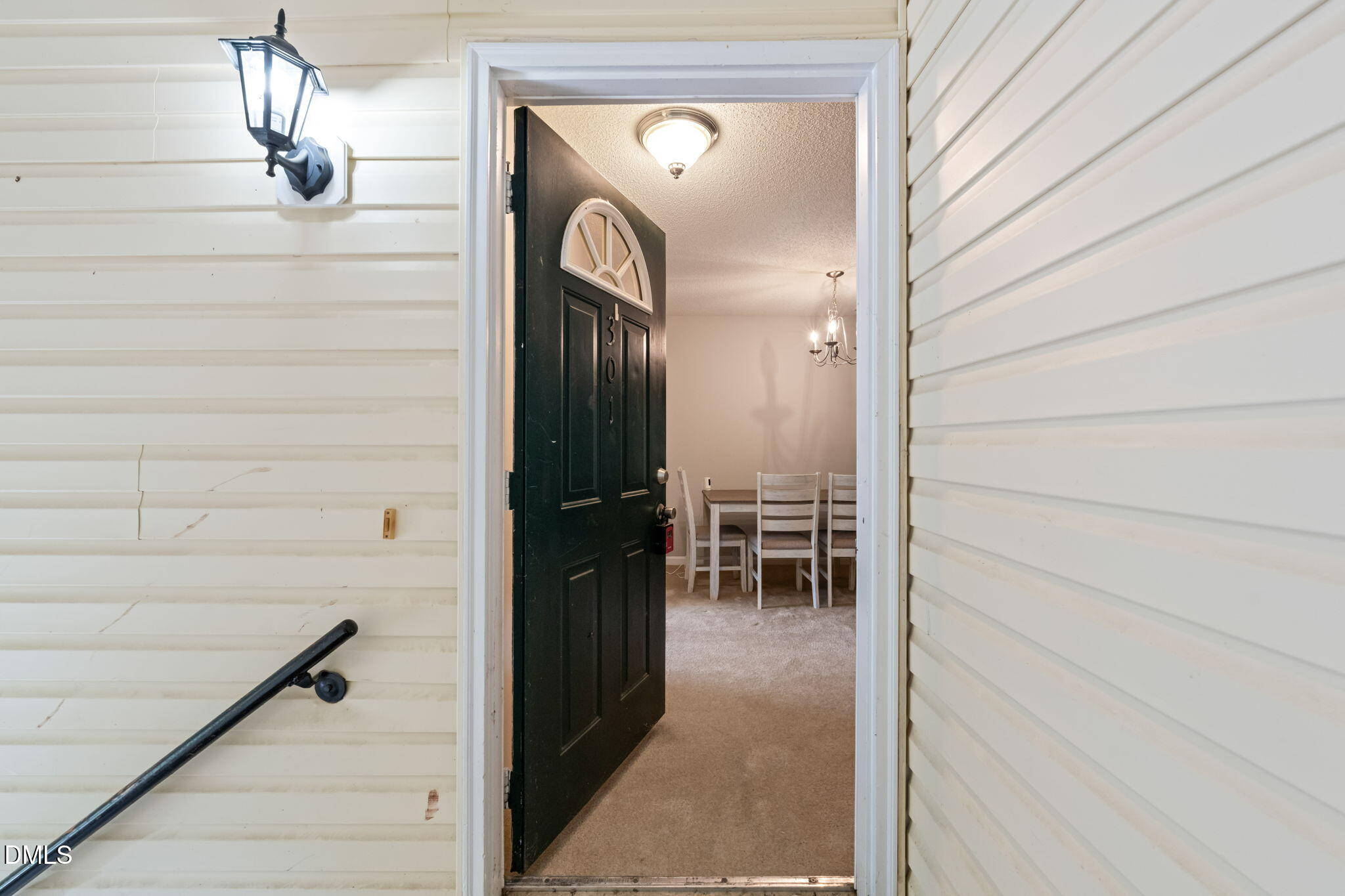 2201 Mountain Mist Court 301 Property Photo 8