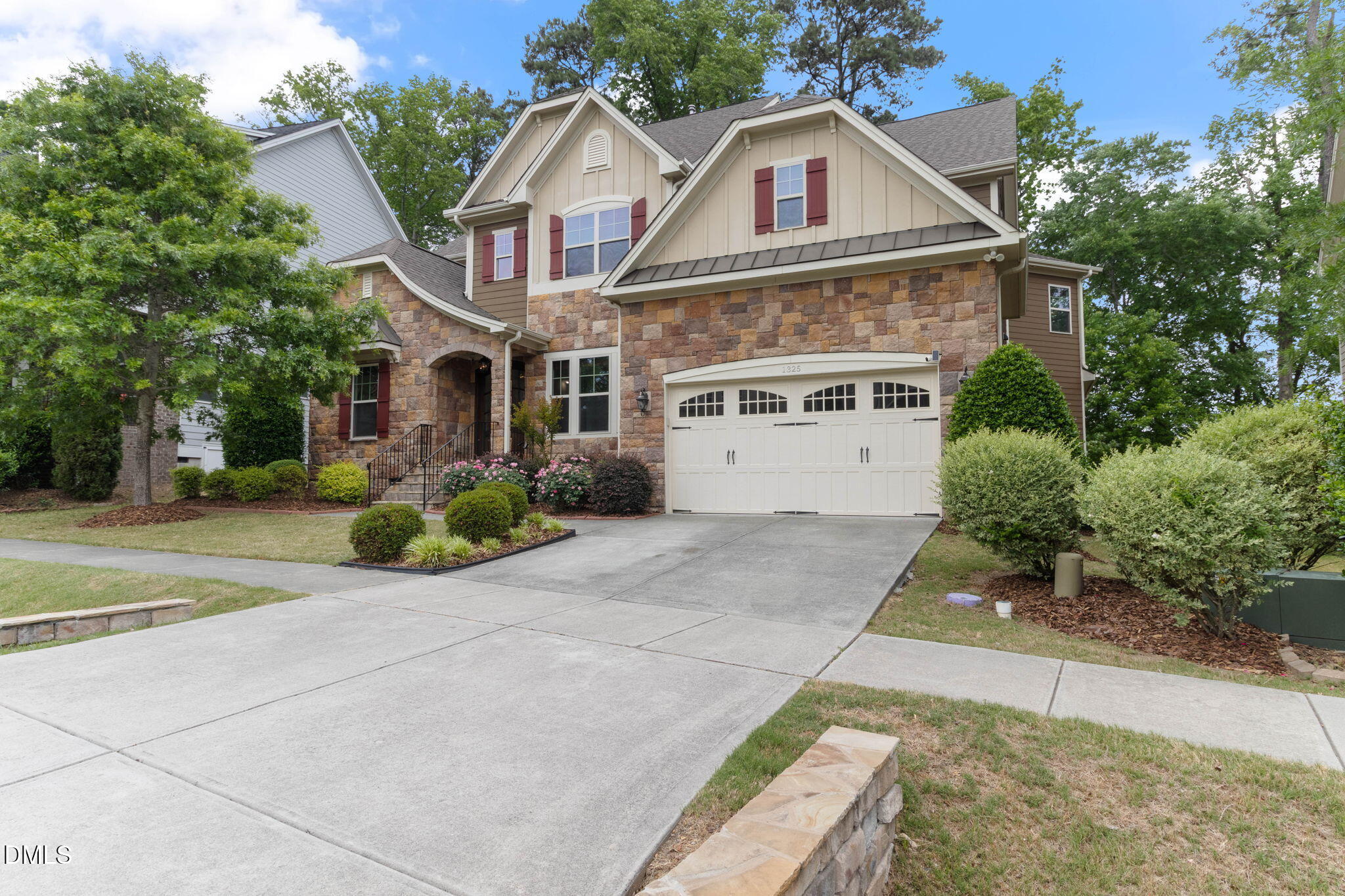 1325 Magnolia Bend Loop Property Photo 4