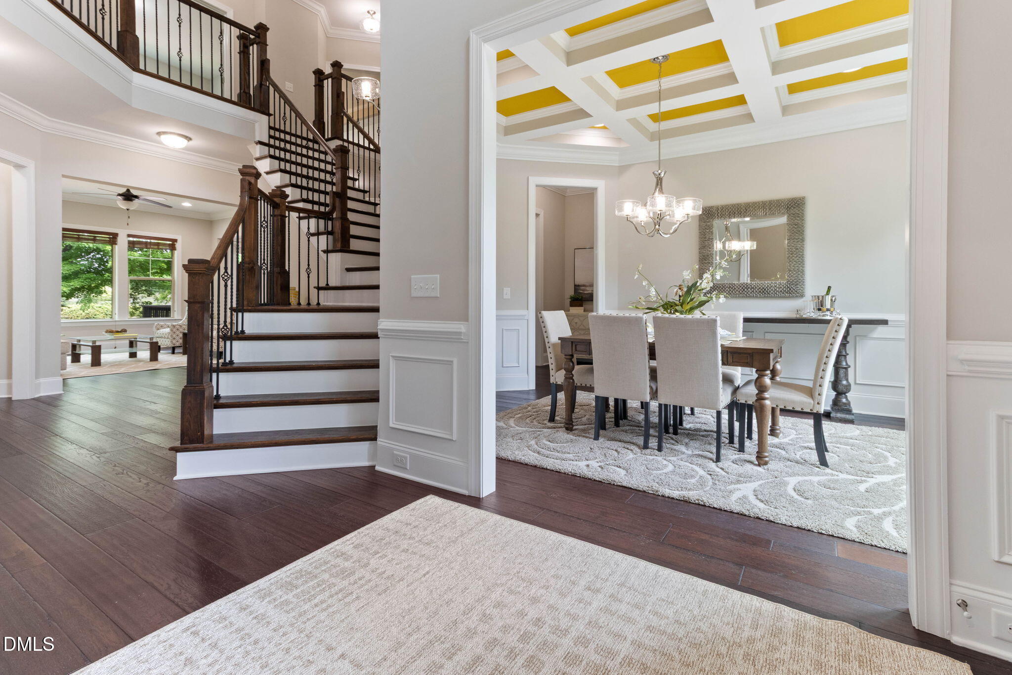 1325 Magnolia Bend Loop Property Photo 5