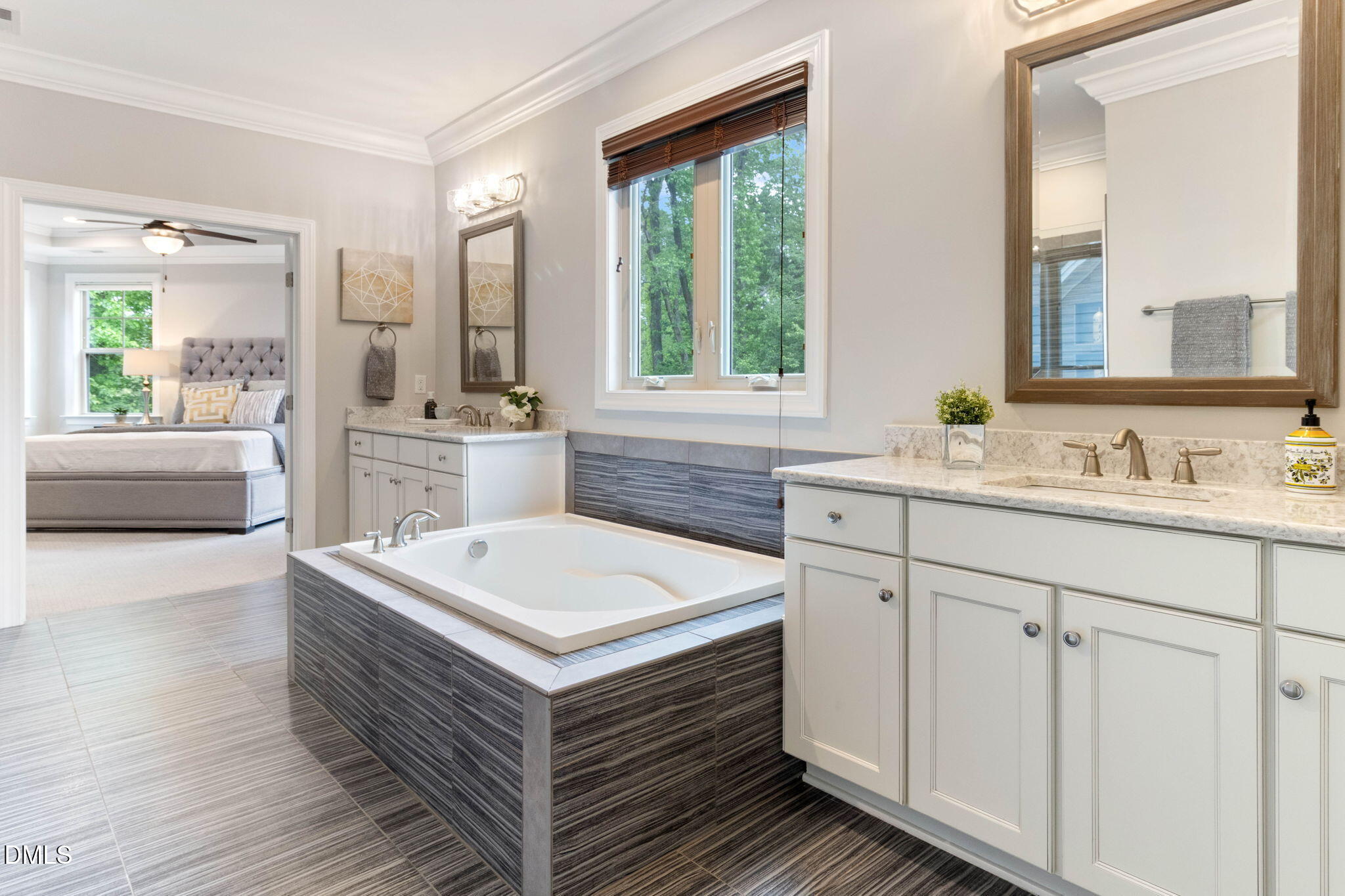 1325 Magnolia Bend Loop Property Photo 43