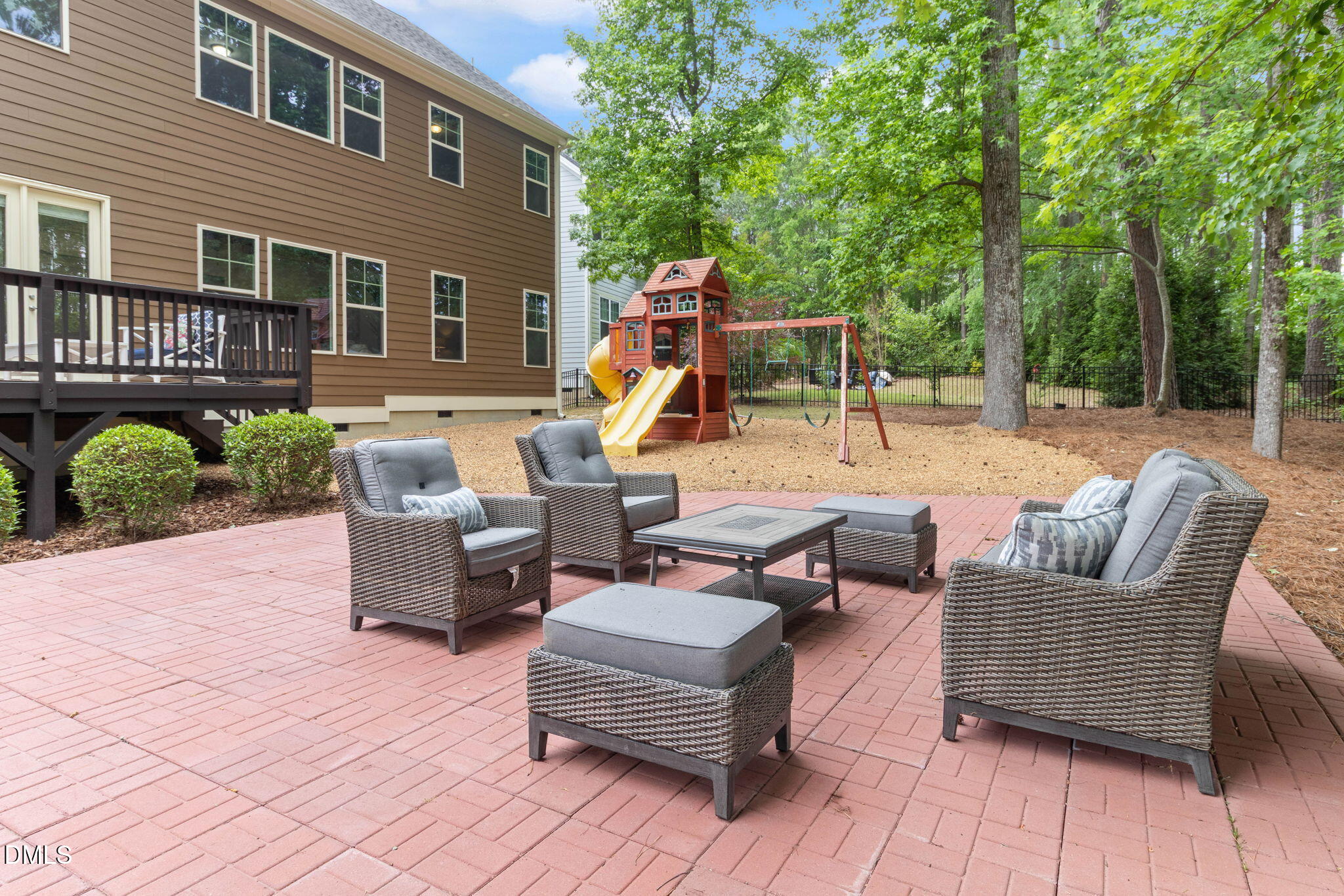1325 Magnolia Bend Loop Property Photo 73