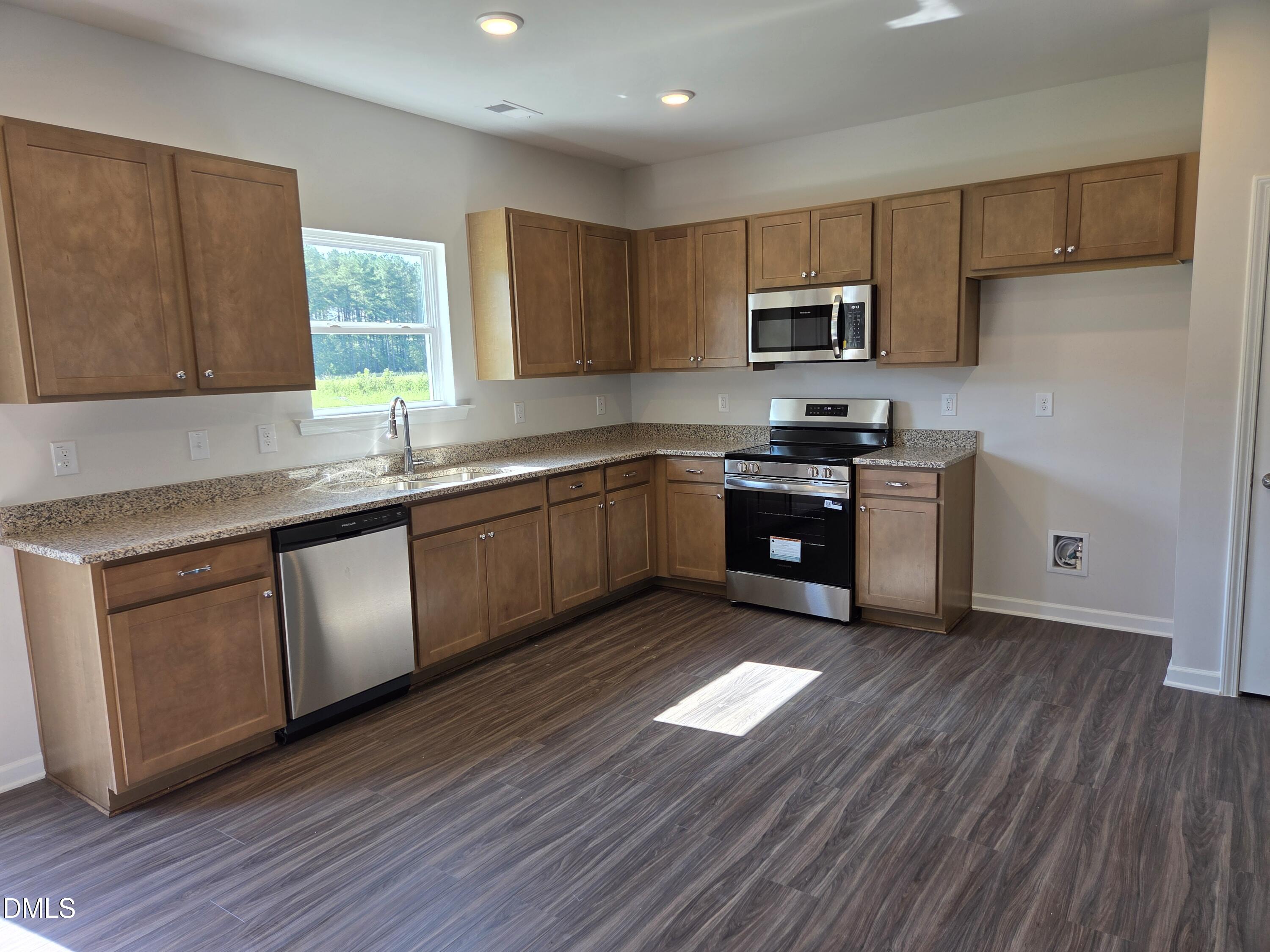 142 Oyster Tabby Drive Property Photo 4