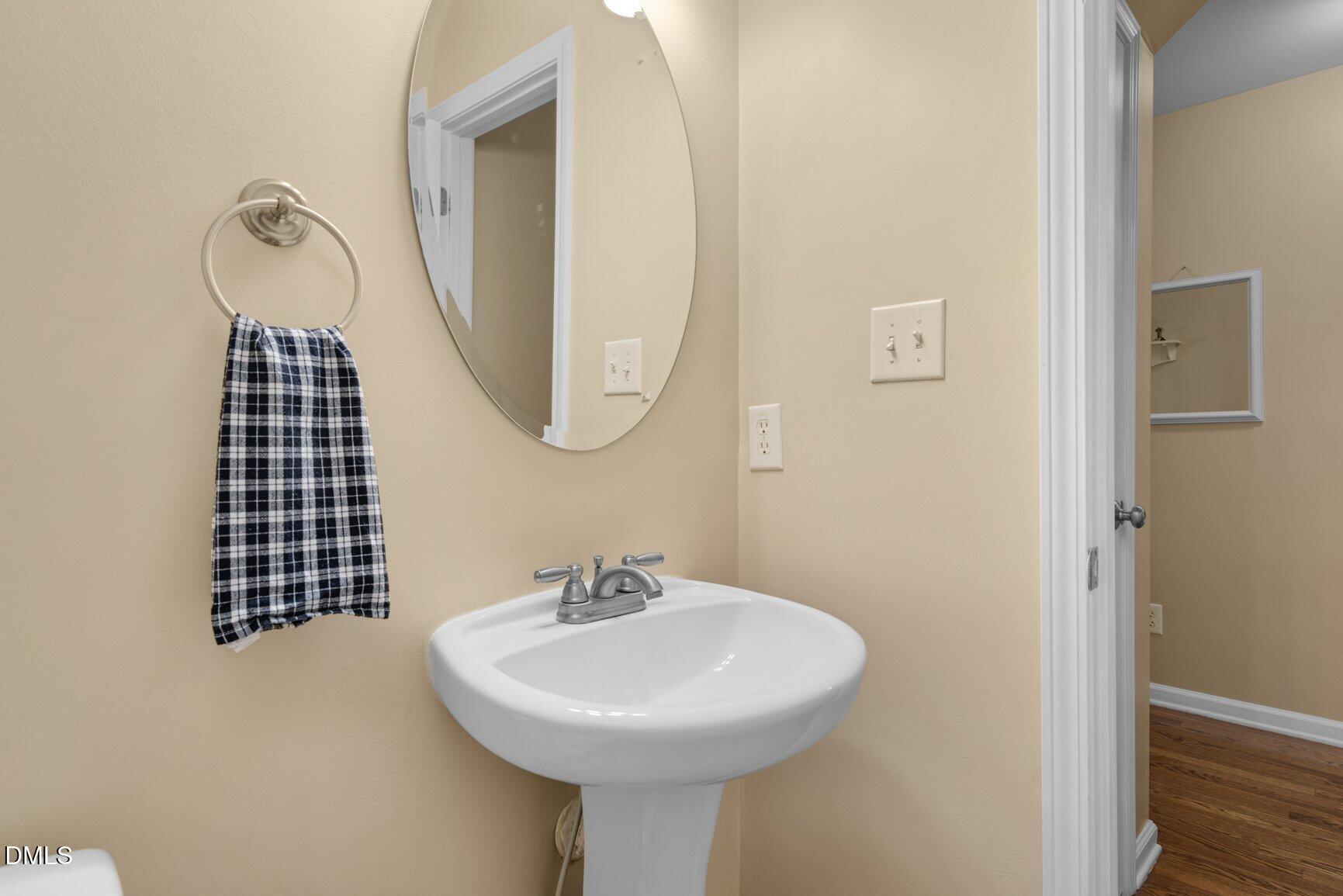 393 Santa Gertrudis Drive Property Photo 16